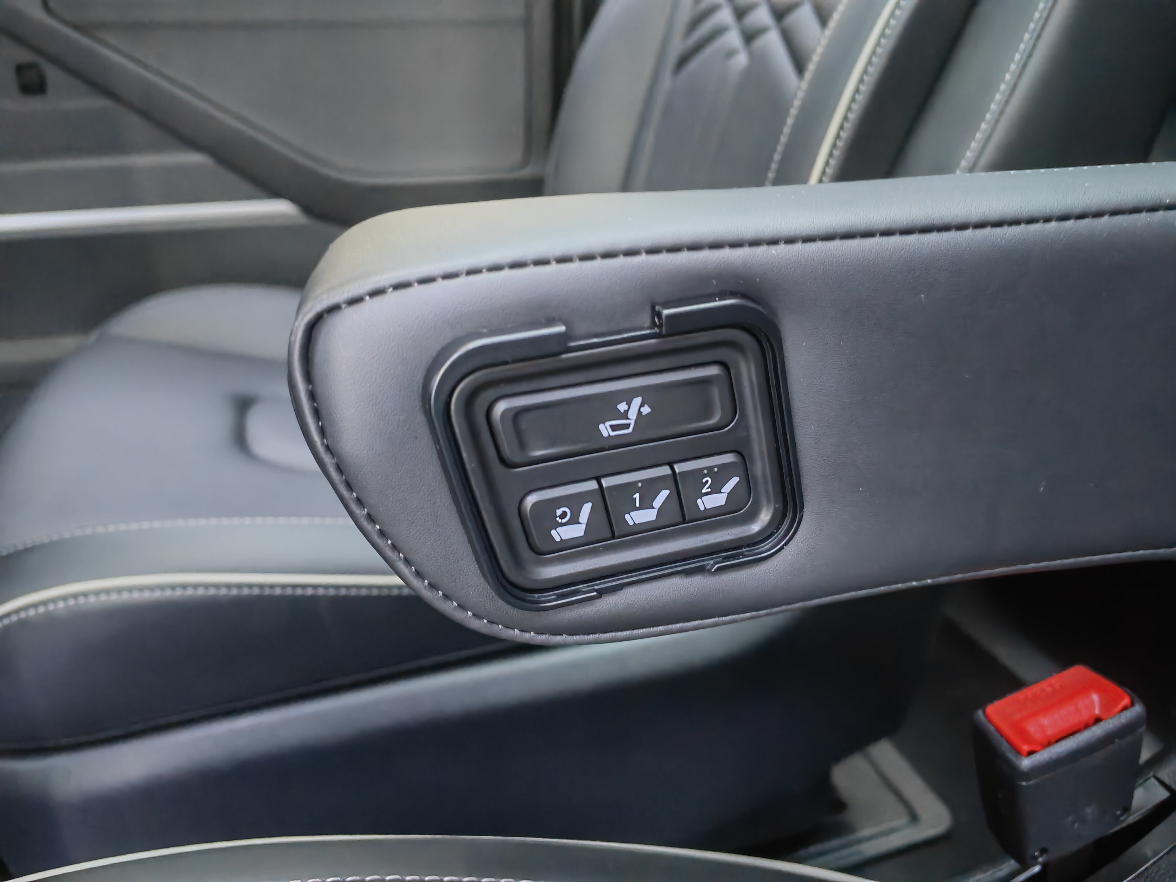 Hyundai Custo 2023 immagine di auto #11