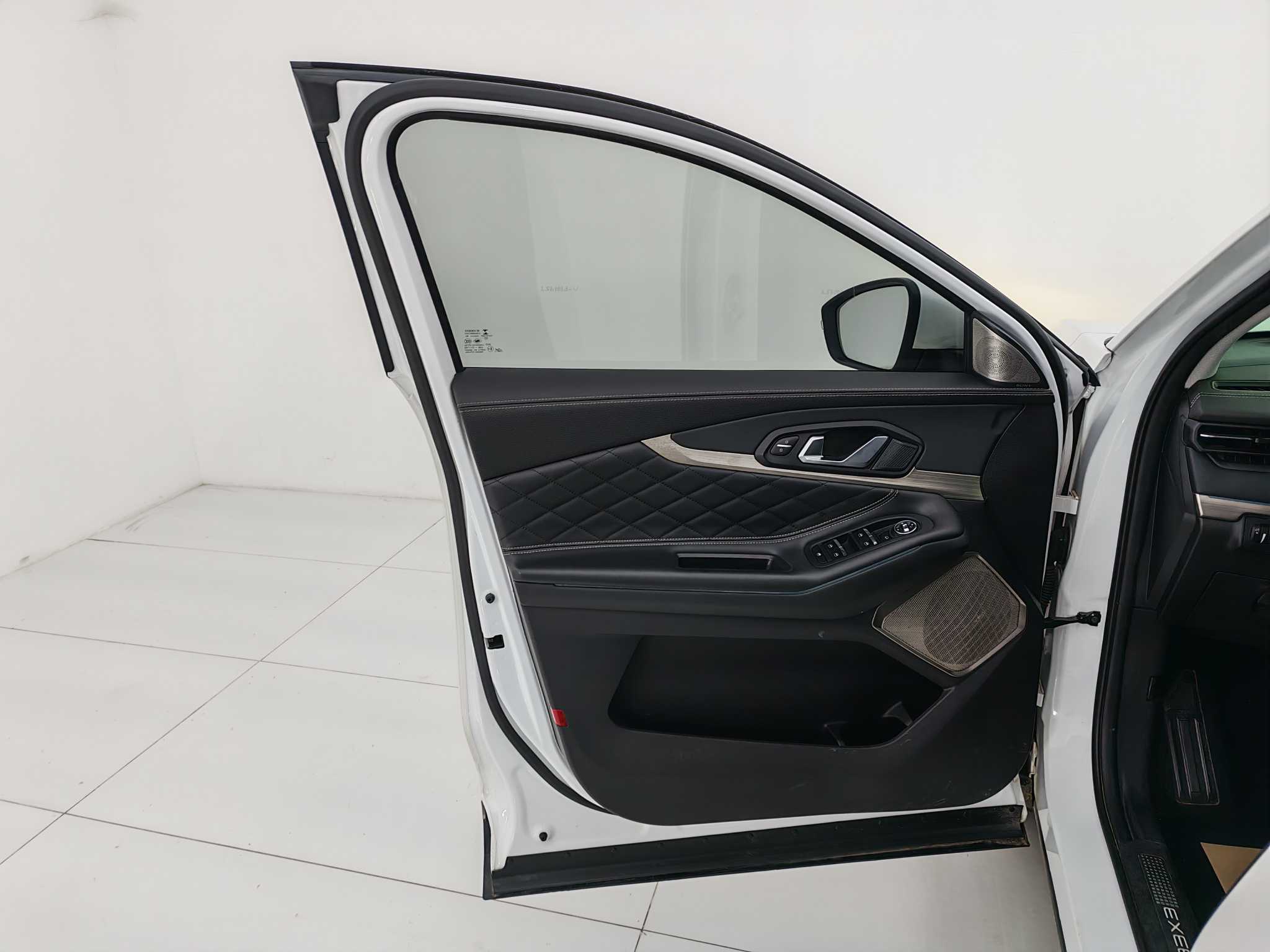 Exceed Lingyun 2022 #11 Exceed Lingyun 2022 car image #11