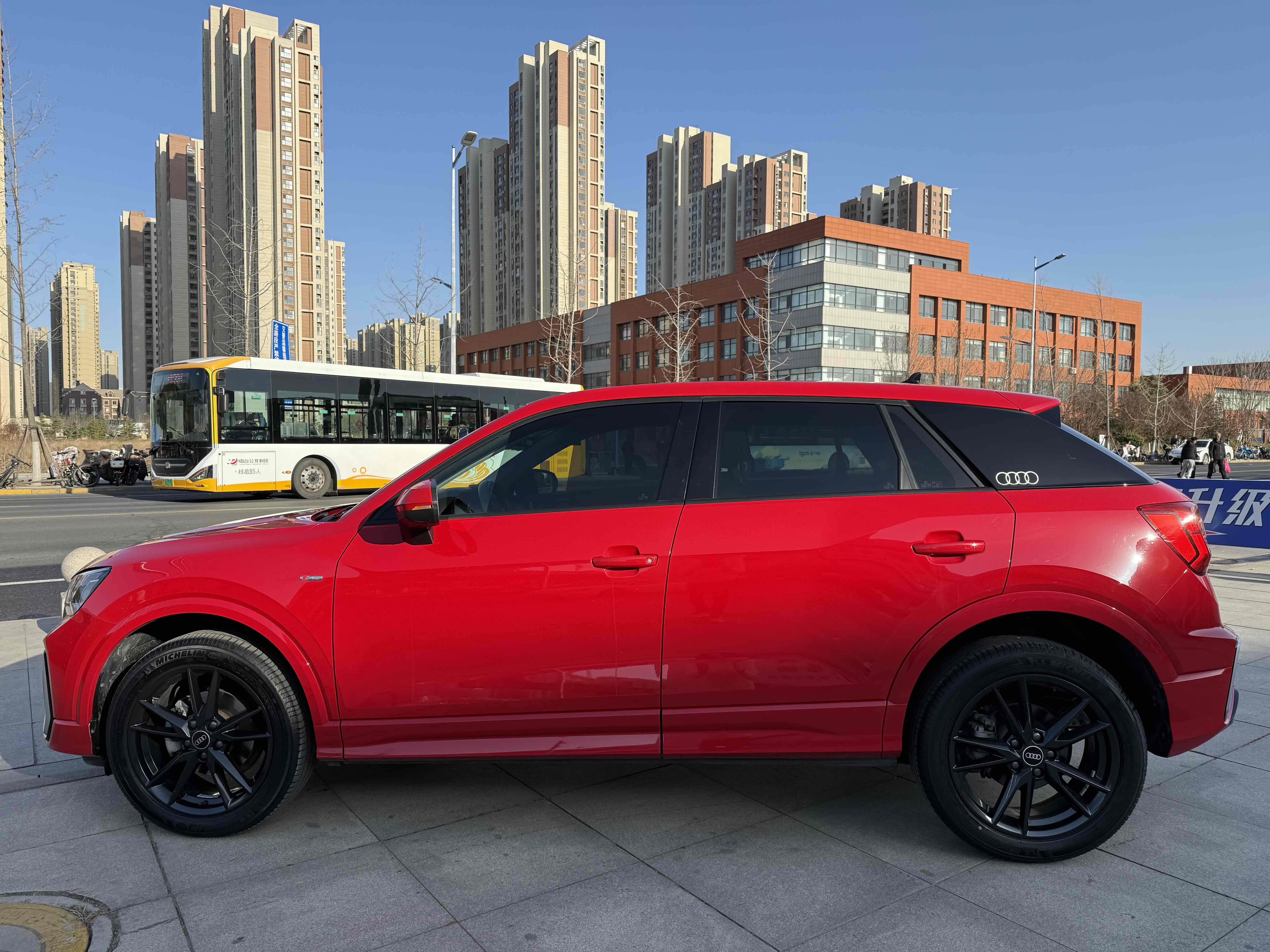 Audi Q2L 2022 #11 Audi Q2L 2022 car image #11