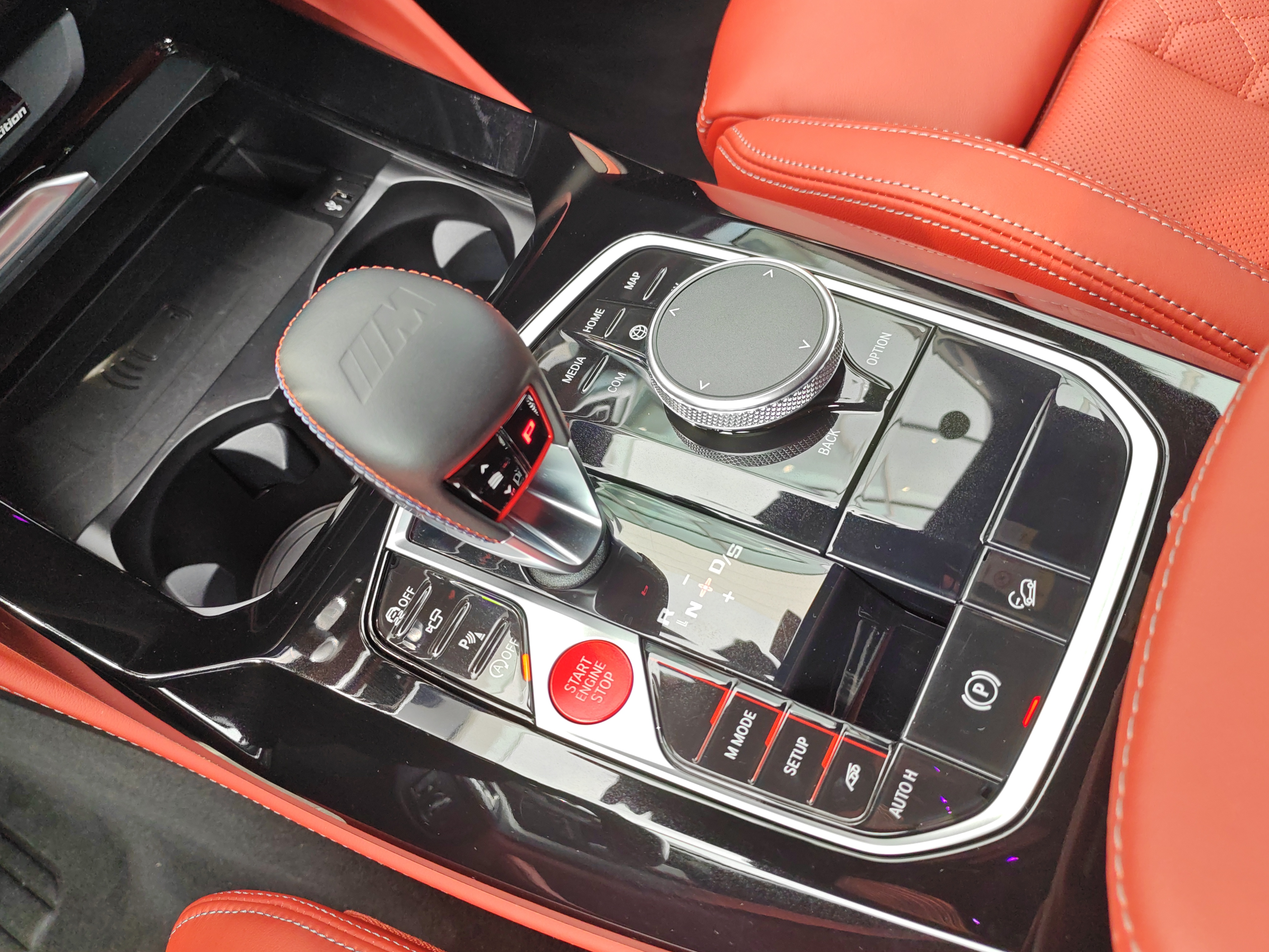 BMW X4 M 2024 #11 BMW X4 M 2024 car image #11