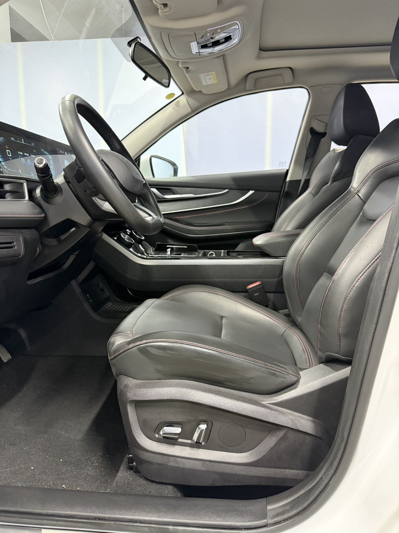 Exceed Chasing Wind 2022 car image #11