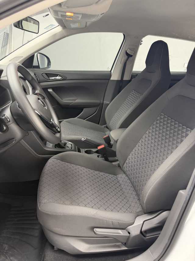 Volkswagen T-Cross 2022 #11 Volkswagen T-Cross 2022 car image #11
