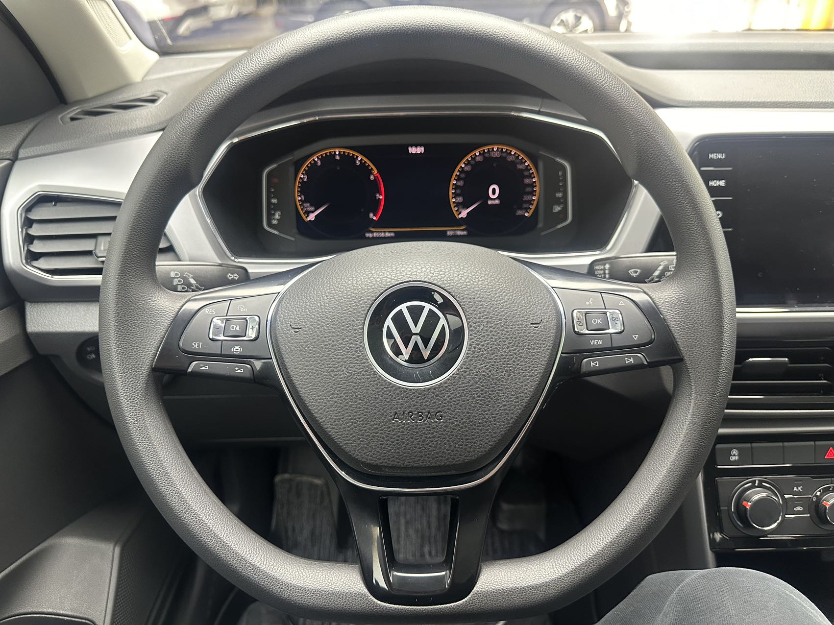 Volkswagen T-Cross 2022 #11 Volkswagen T-Cross 2022 car image #11