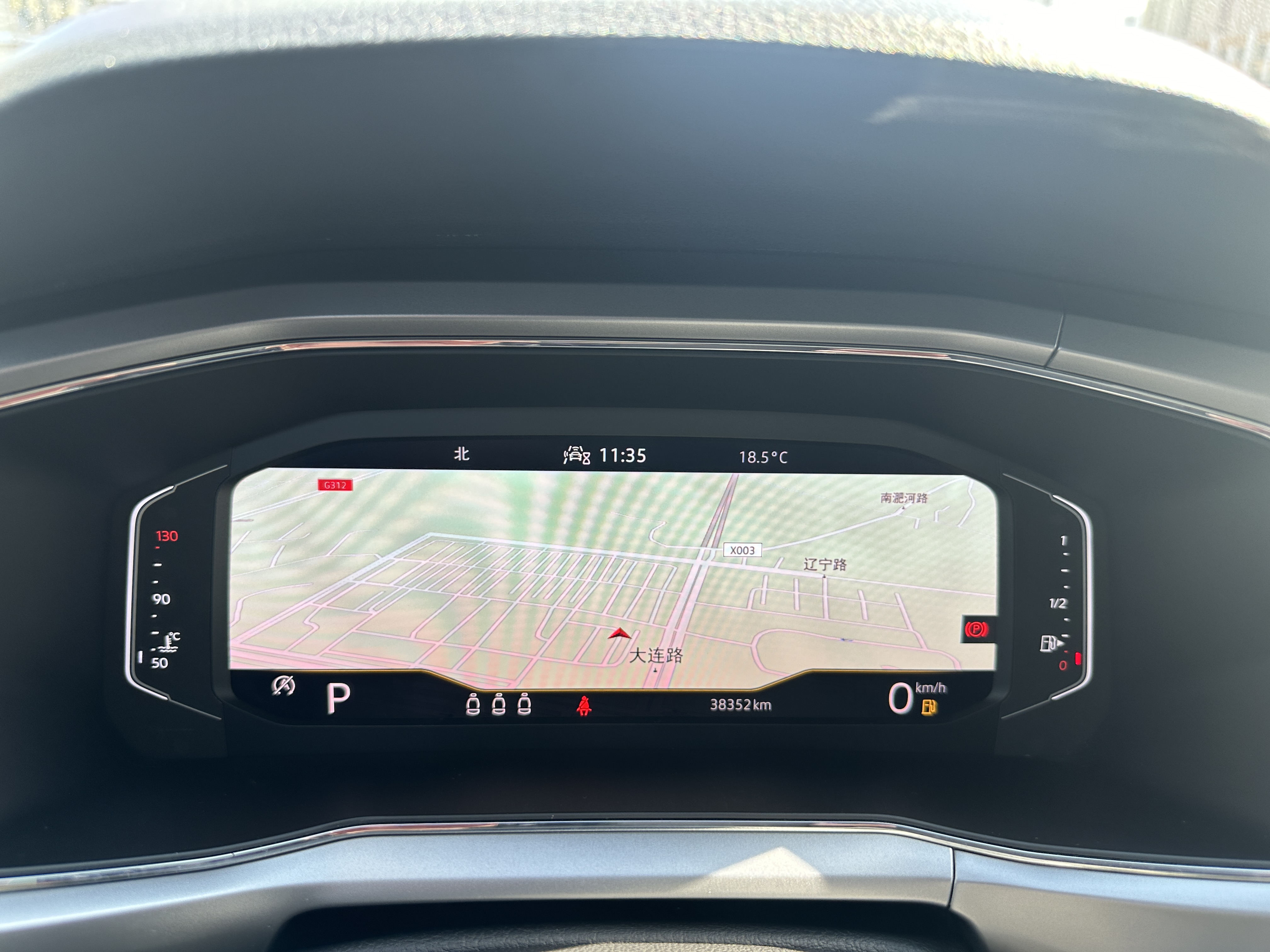 Volkswagen T-Cross 2021 car image #11