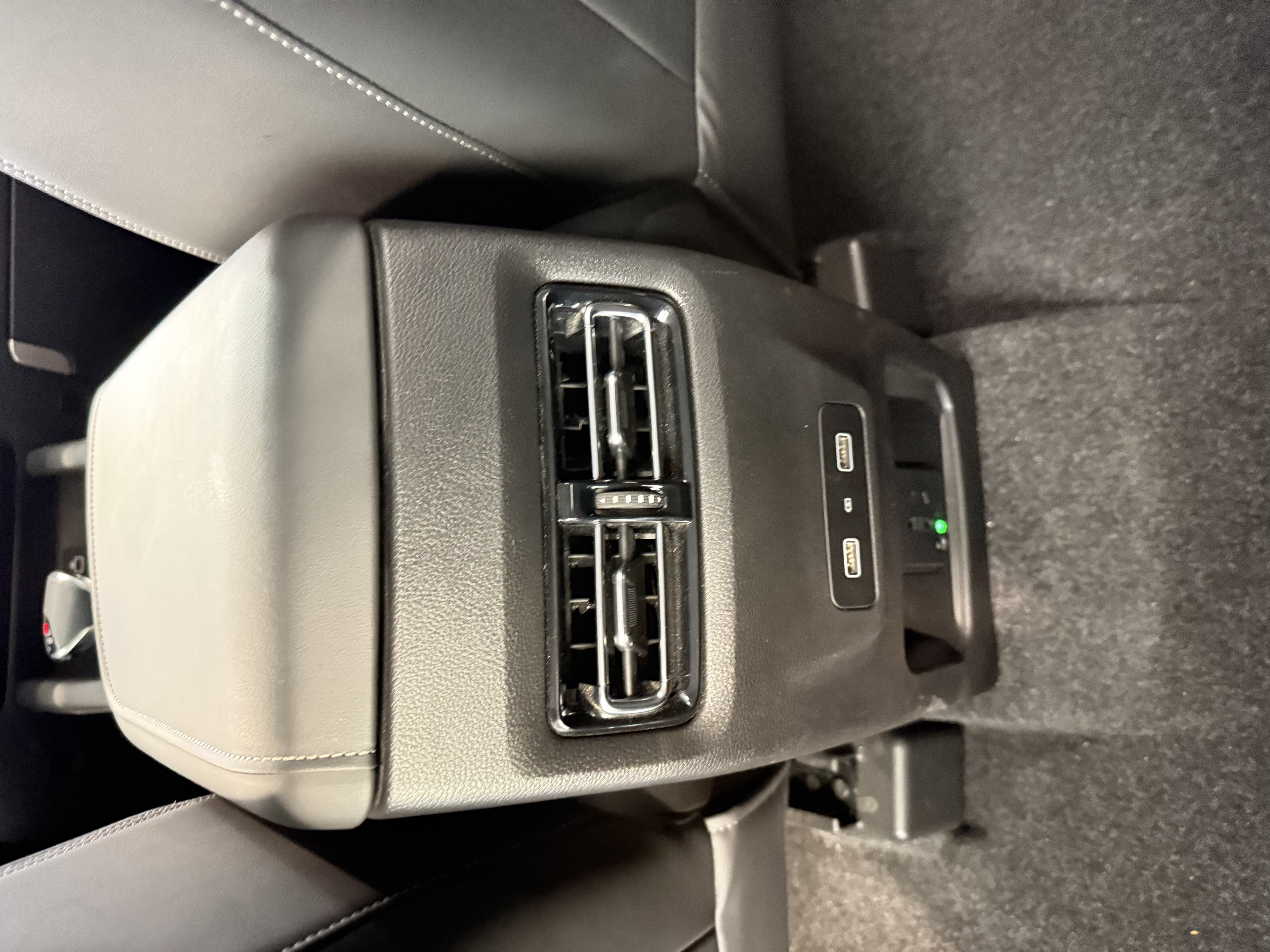 Jetour X90 PLUS 2022 immagine di auto #11