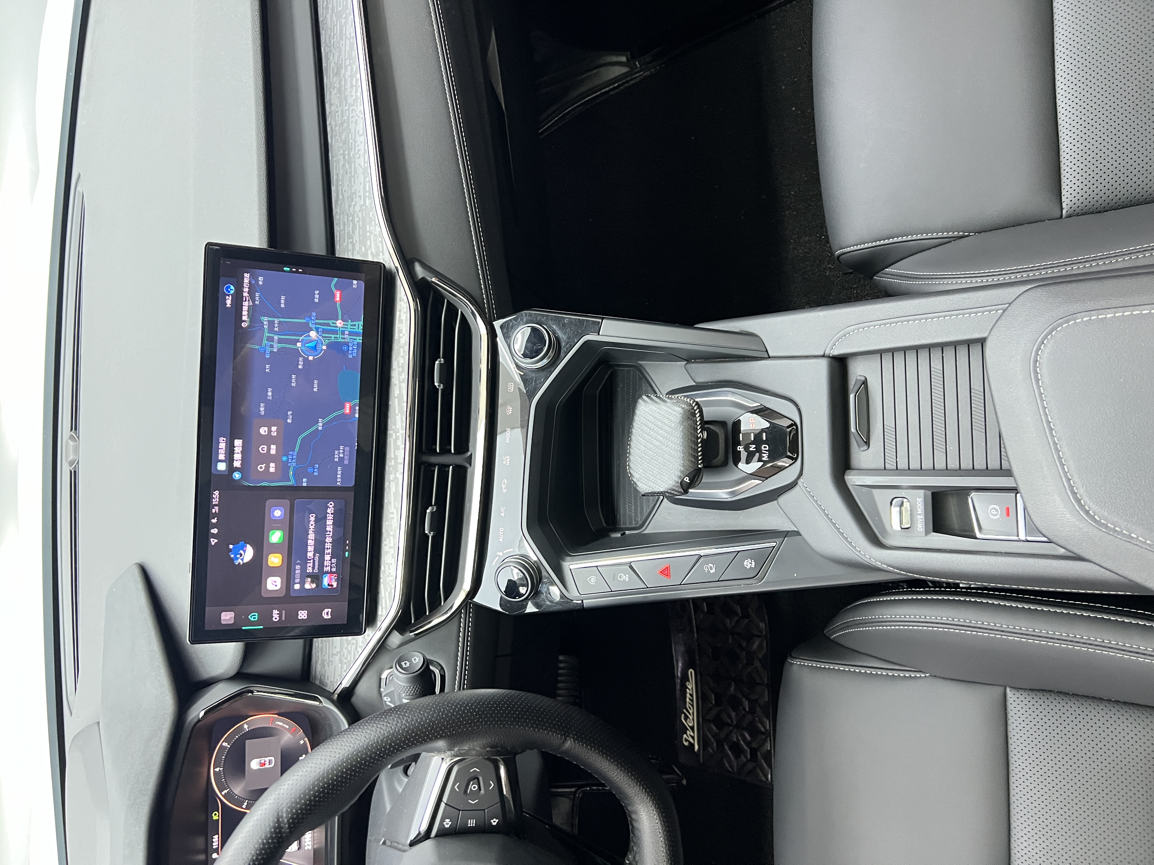Lynk & Co 06 2023 car image #11