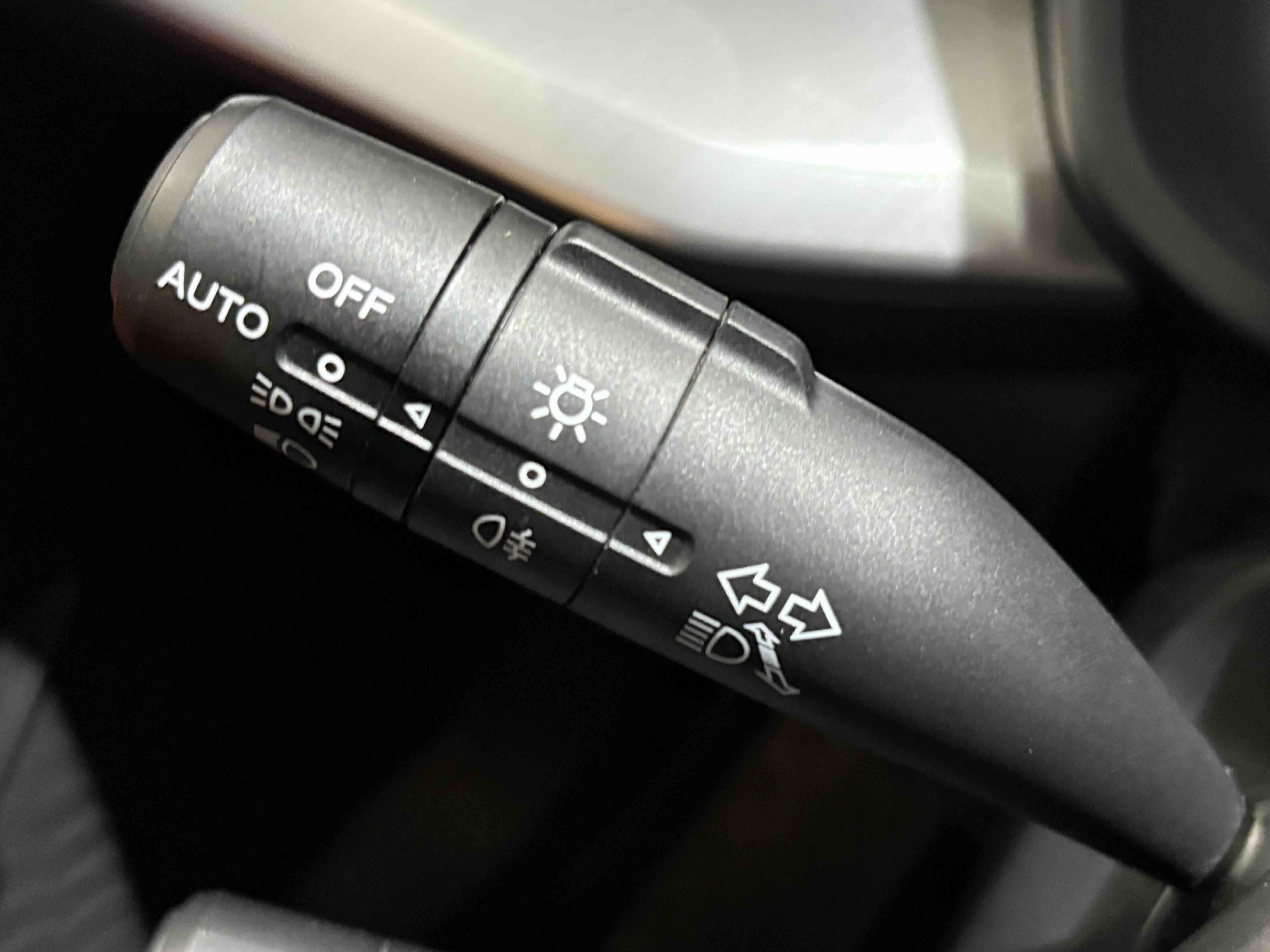 MG 5 2022 immagine di auto #11