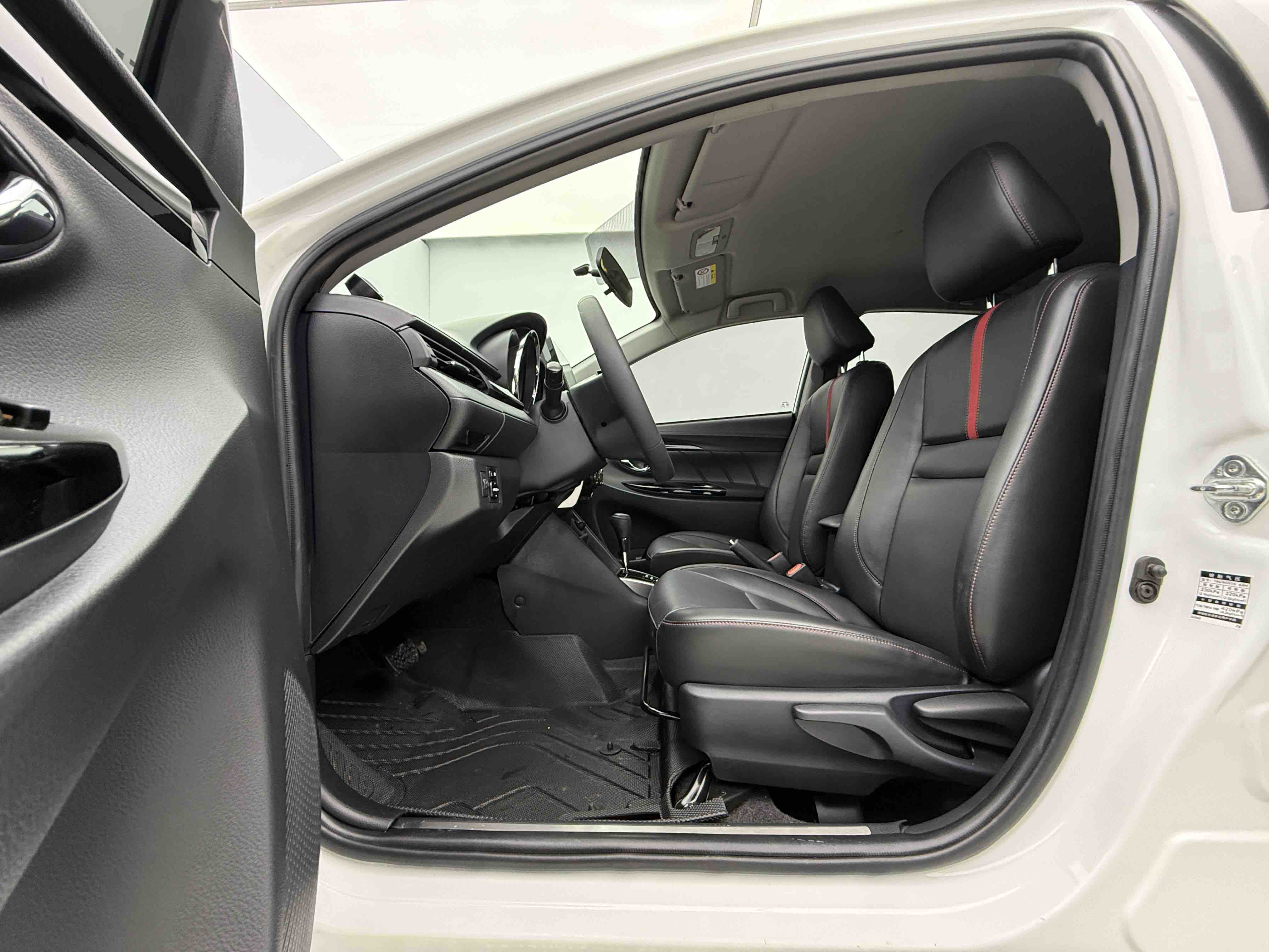 Yaris L Zhixuan 2022 car image #11