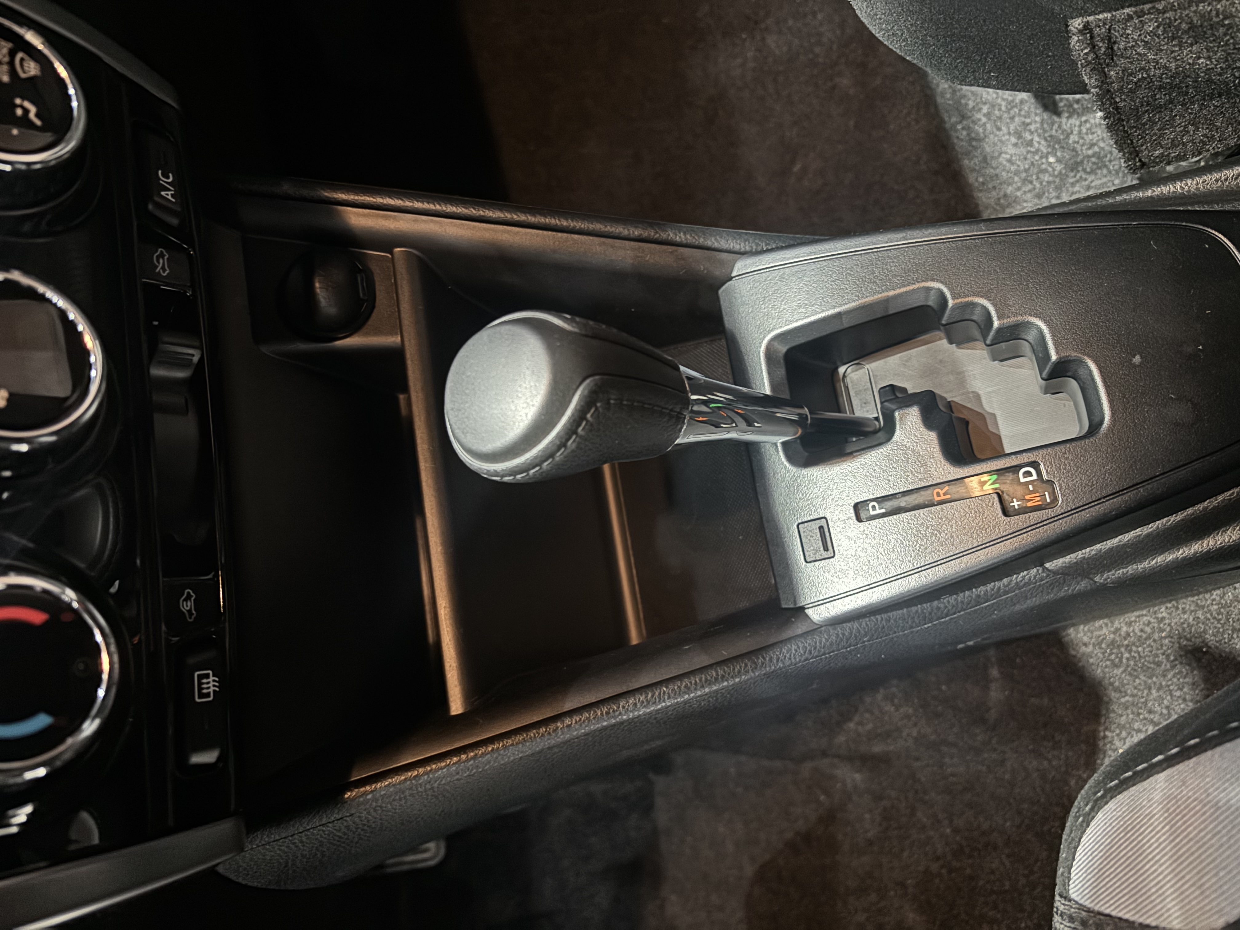 丰田 YARiS L 致炫 2023 汽车图片 #11