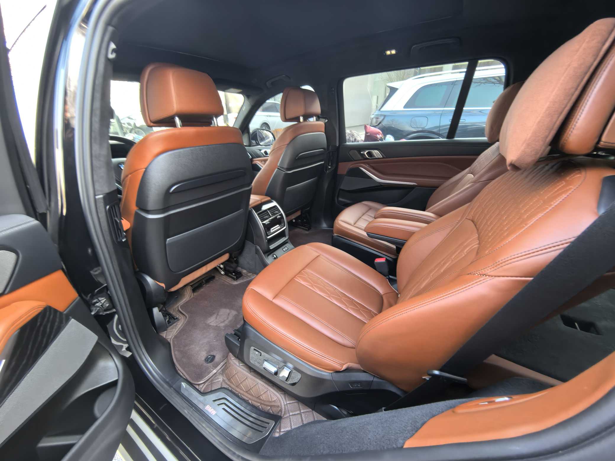 BMW X7 2022 #11 BMW X7 2022 car image #11