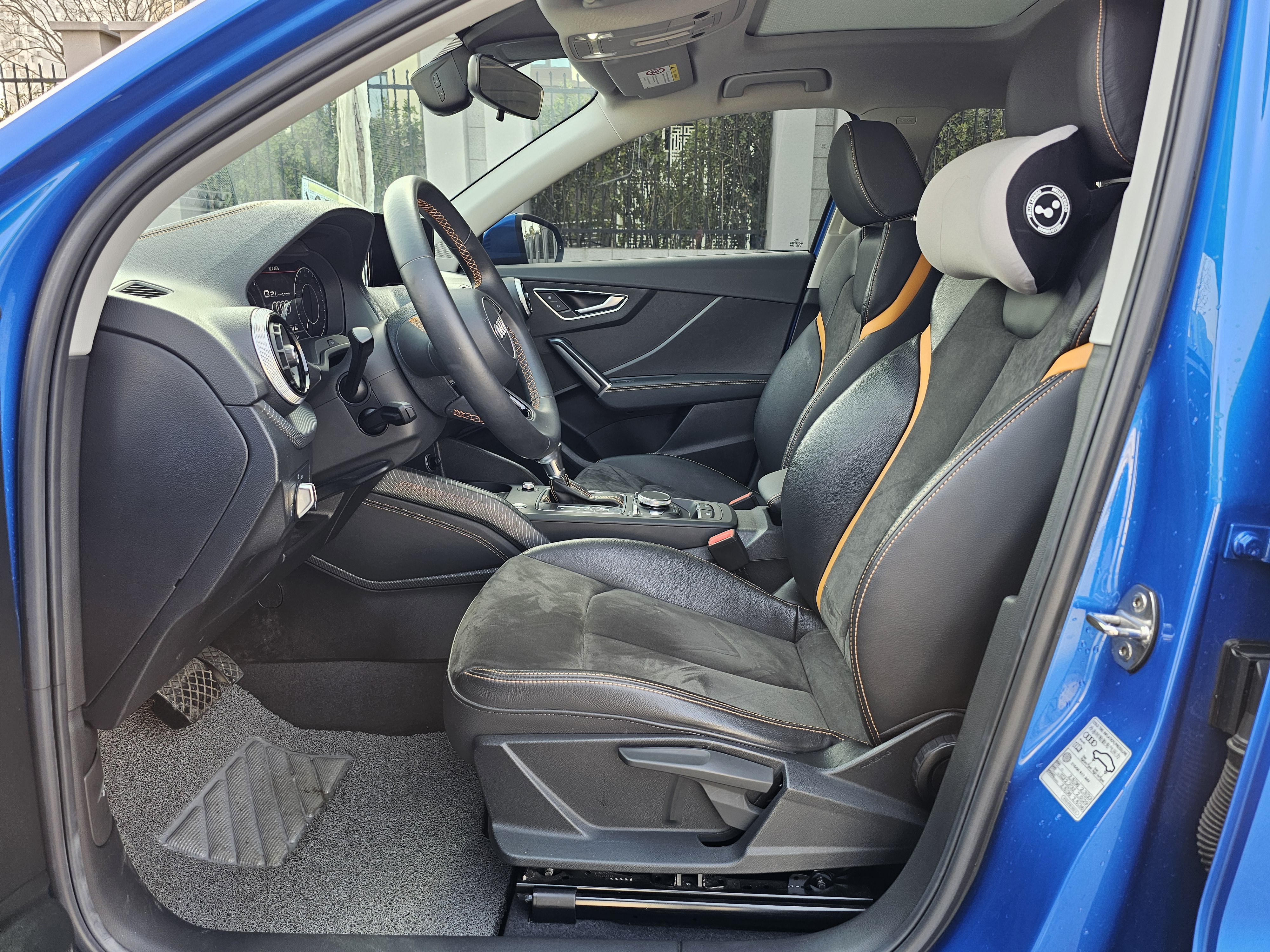 Q2L e-tron 2022 #11 Q2L e-tron 2022 car image #11