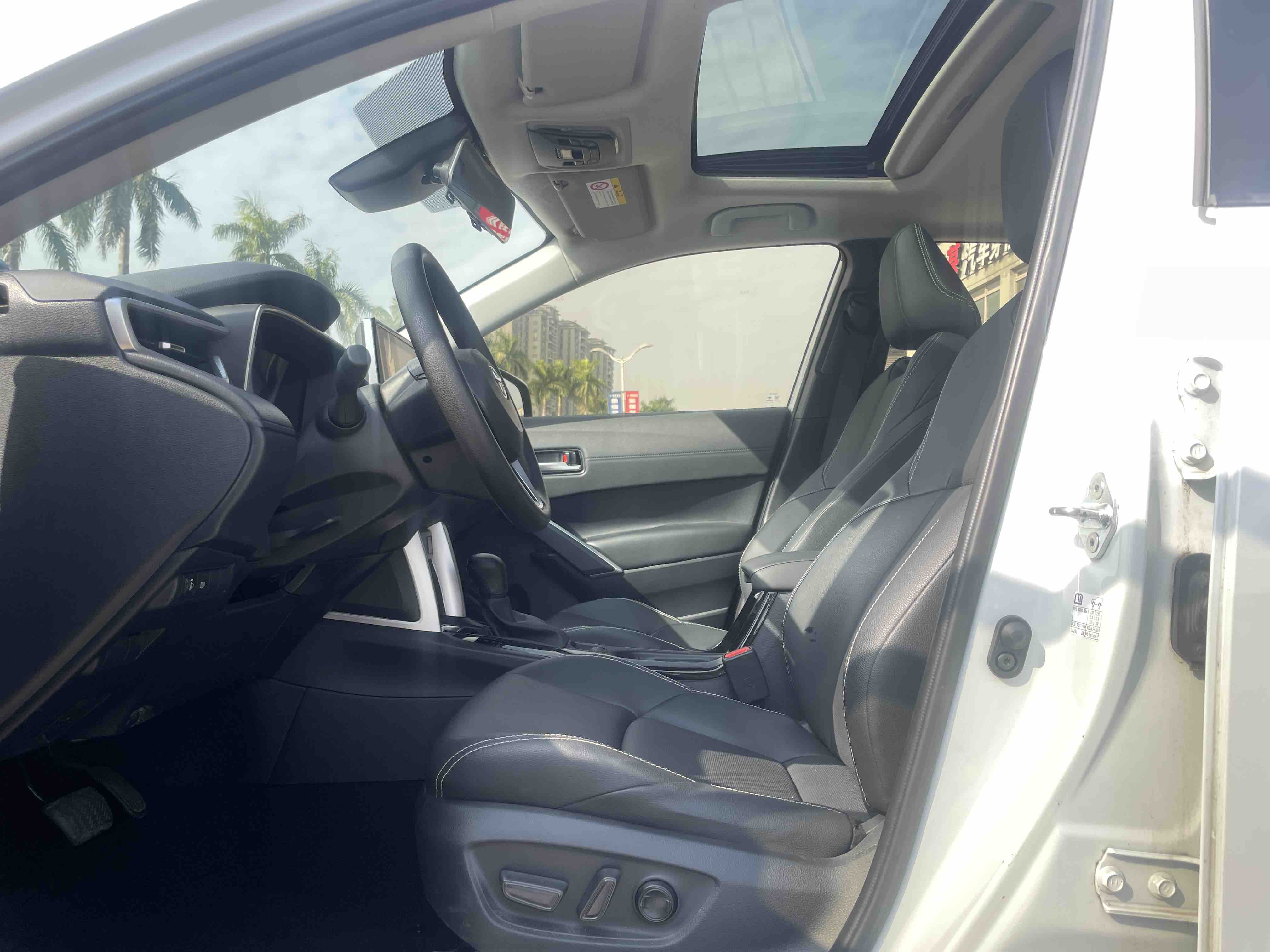 丰田 锋兰达 2022 汽车图片 #11