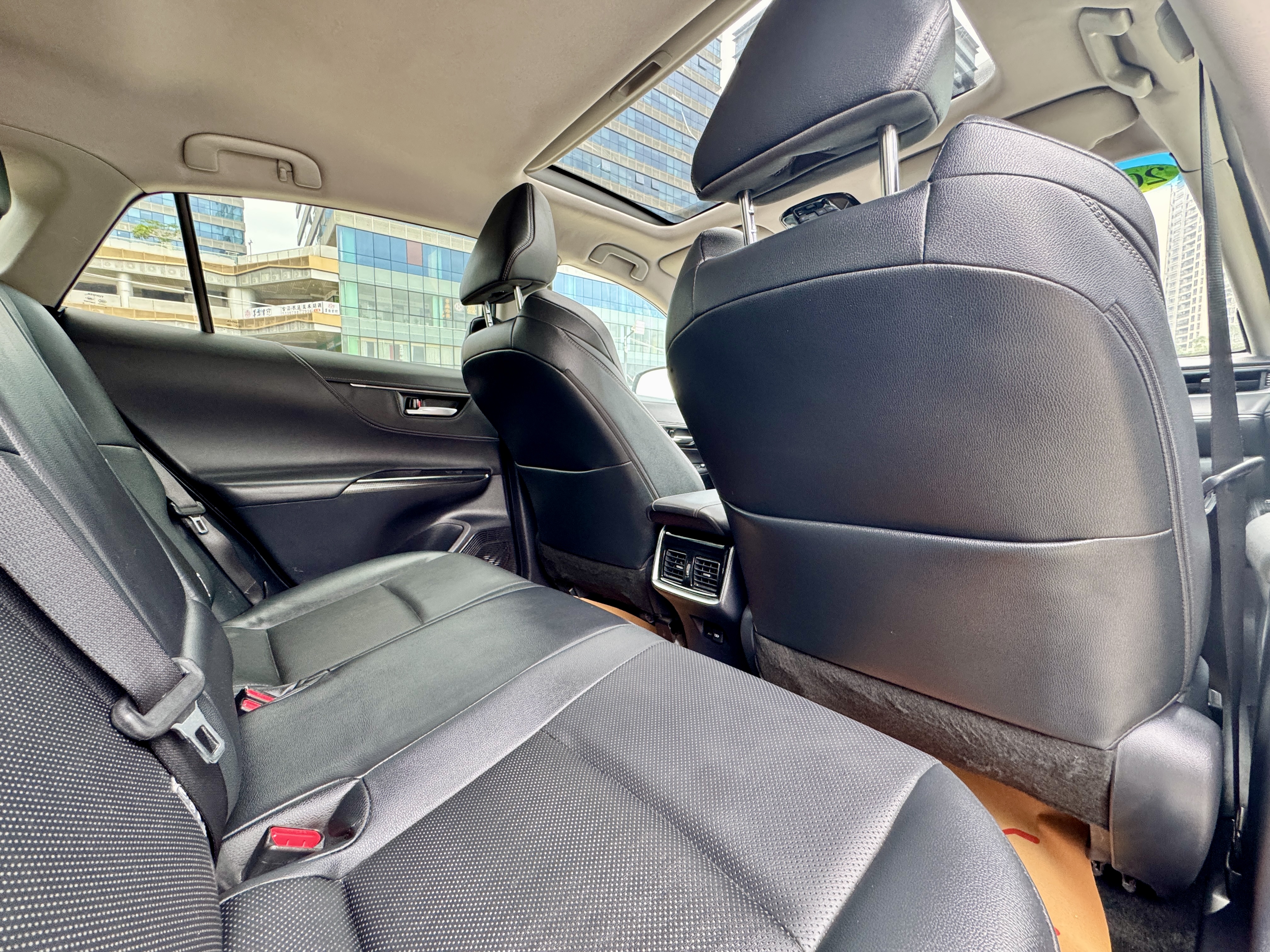 Toyota Venza 2023 car image #11