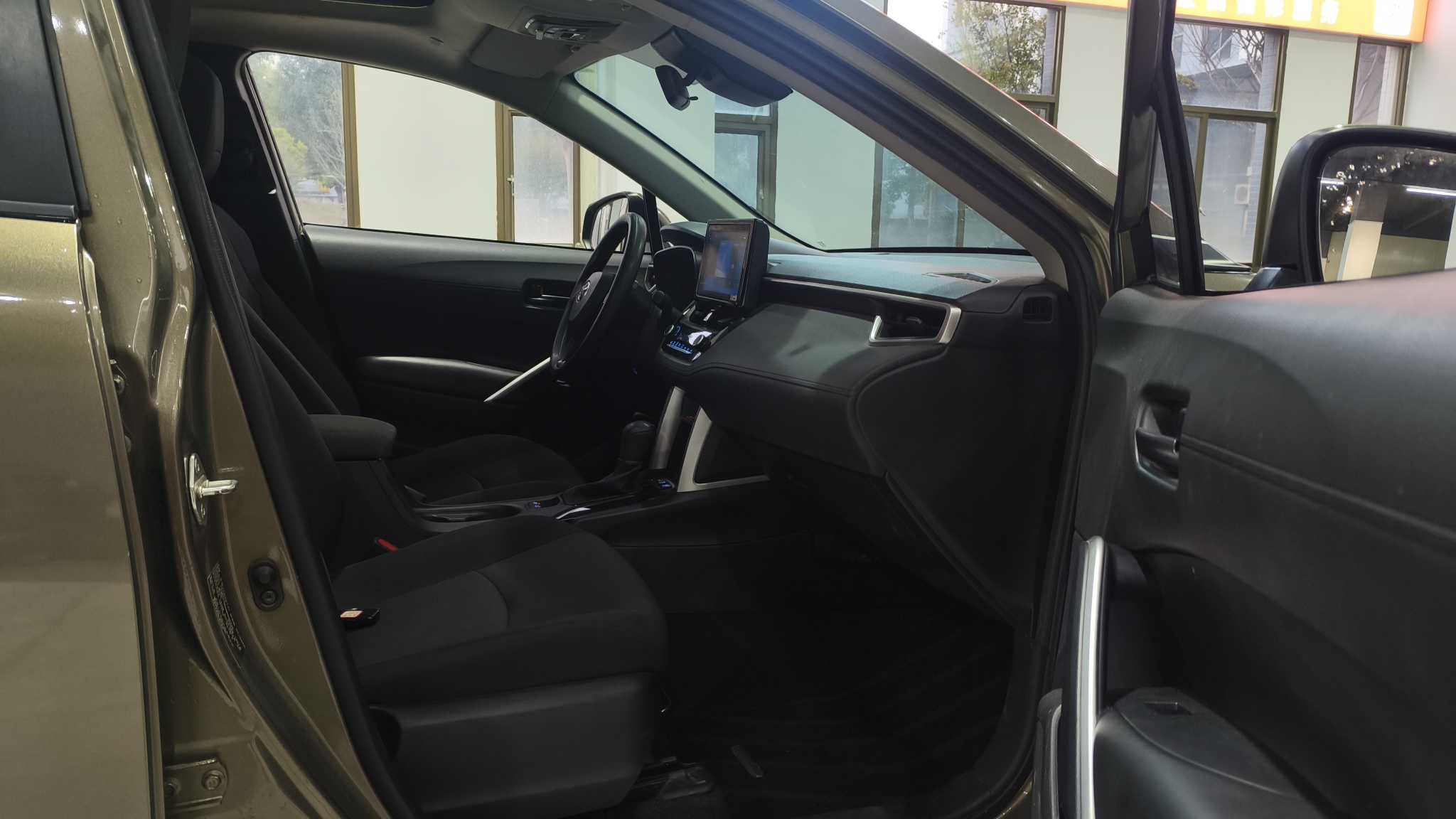 Toyota Corolla Cross 2022 immagine di auto #11