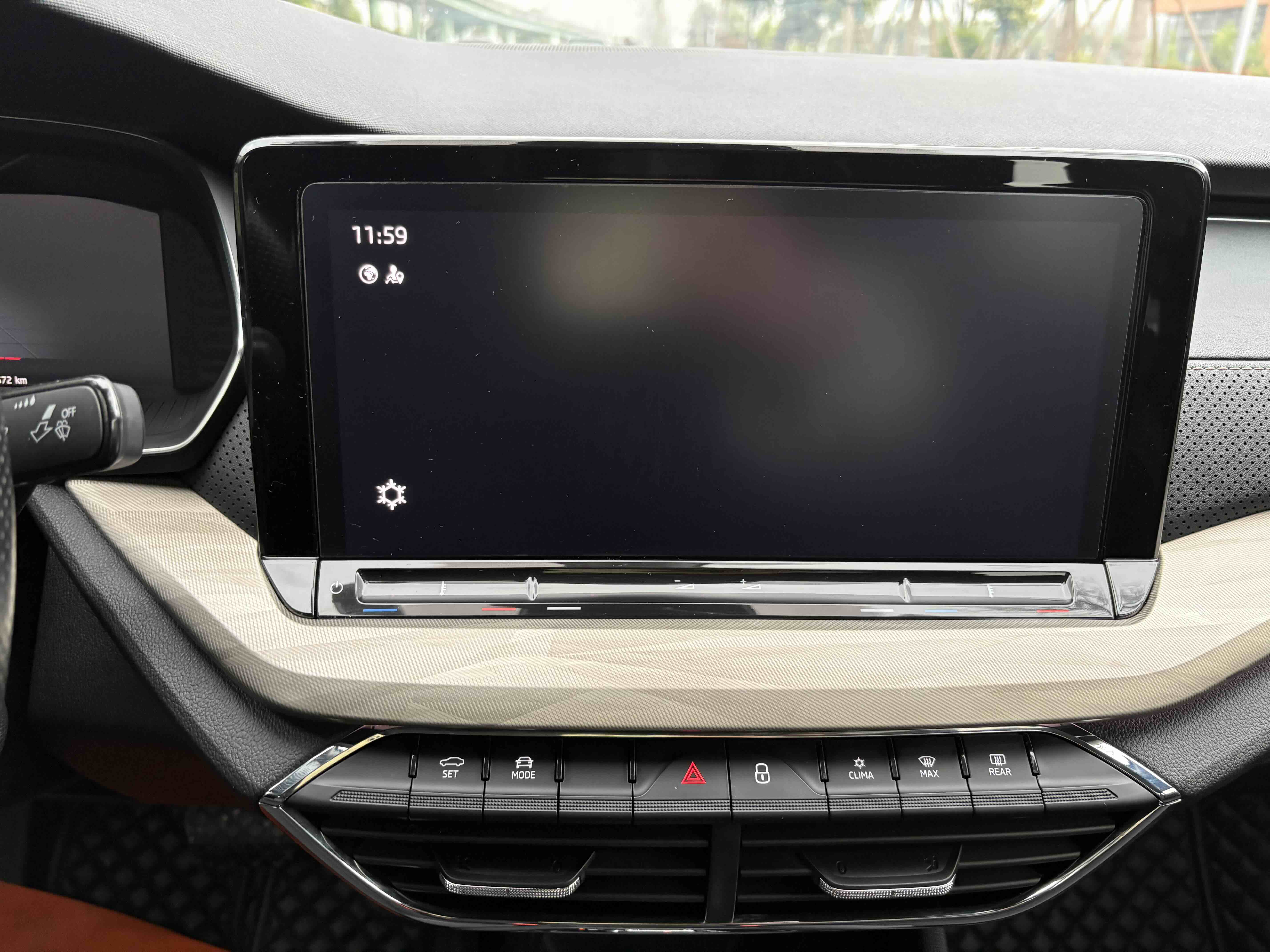 Skoda Octavia 2022 car image #11