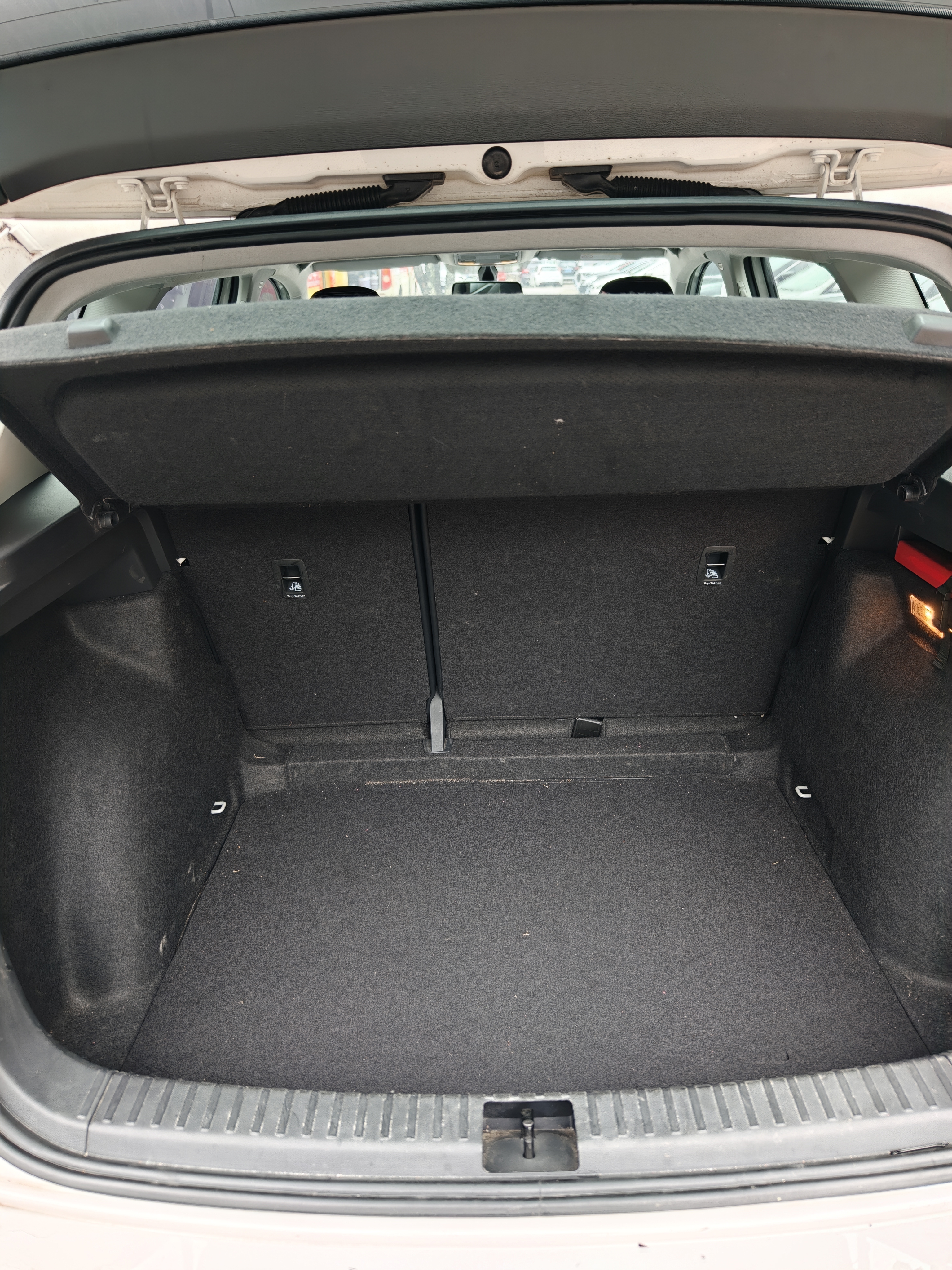 Volkswagen Tharu 2023 car image #11