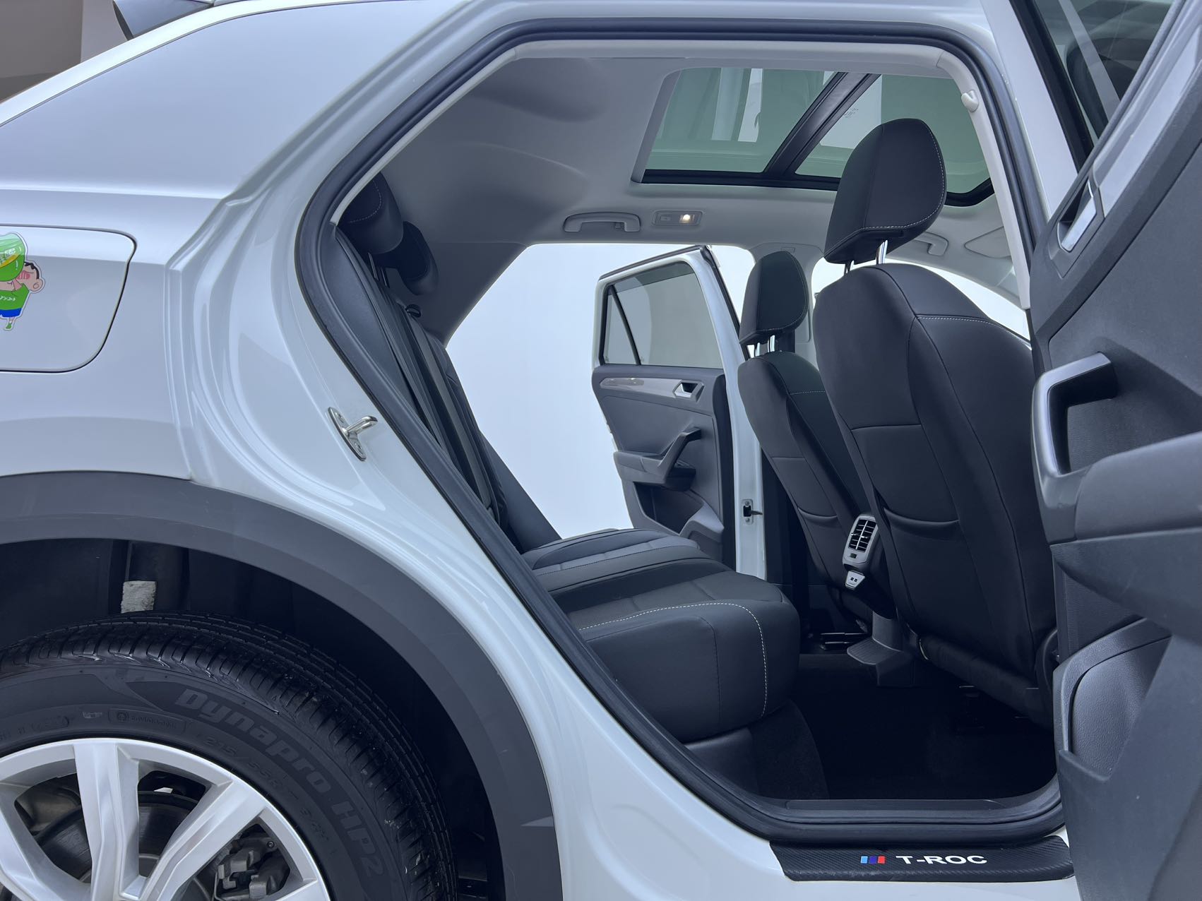 T-Roc 2023 car image #11