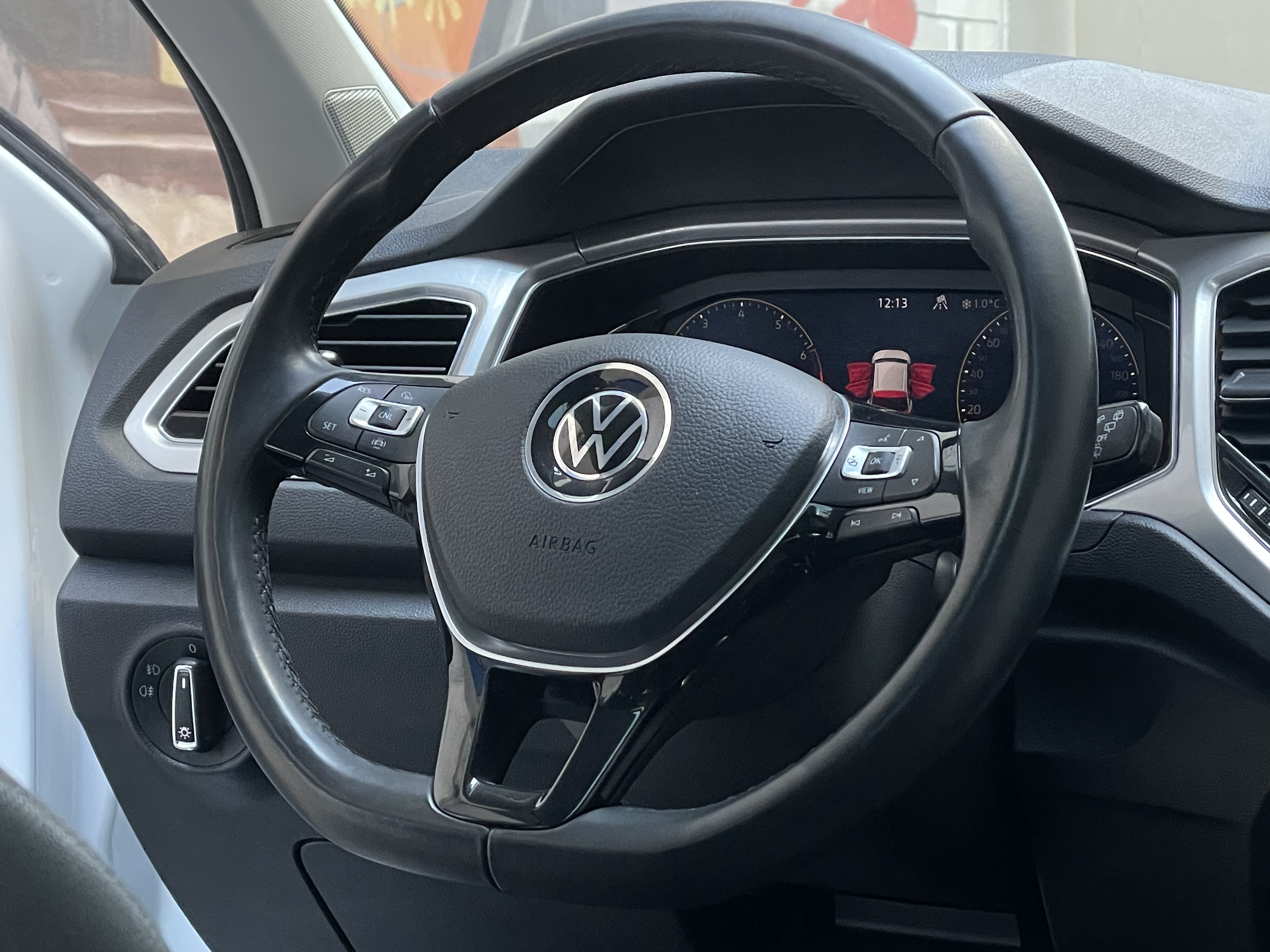 Volkswagen T-Roc 2022 car image #11
