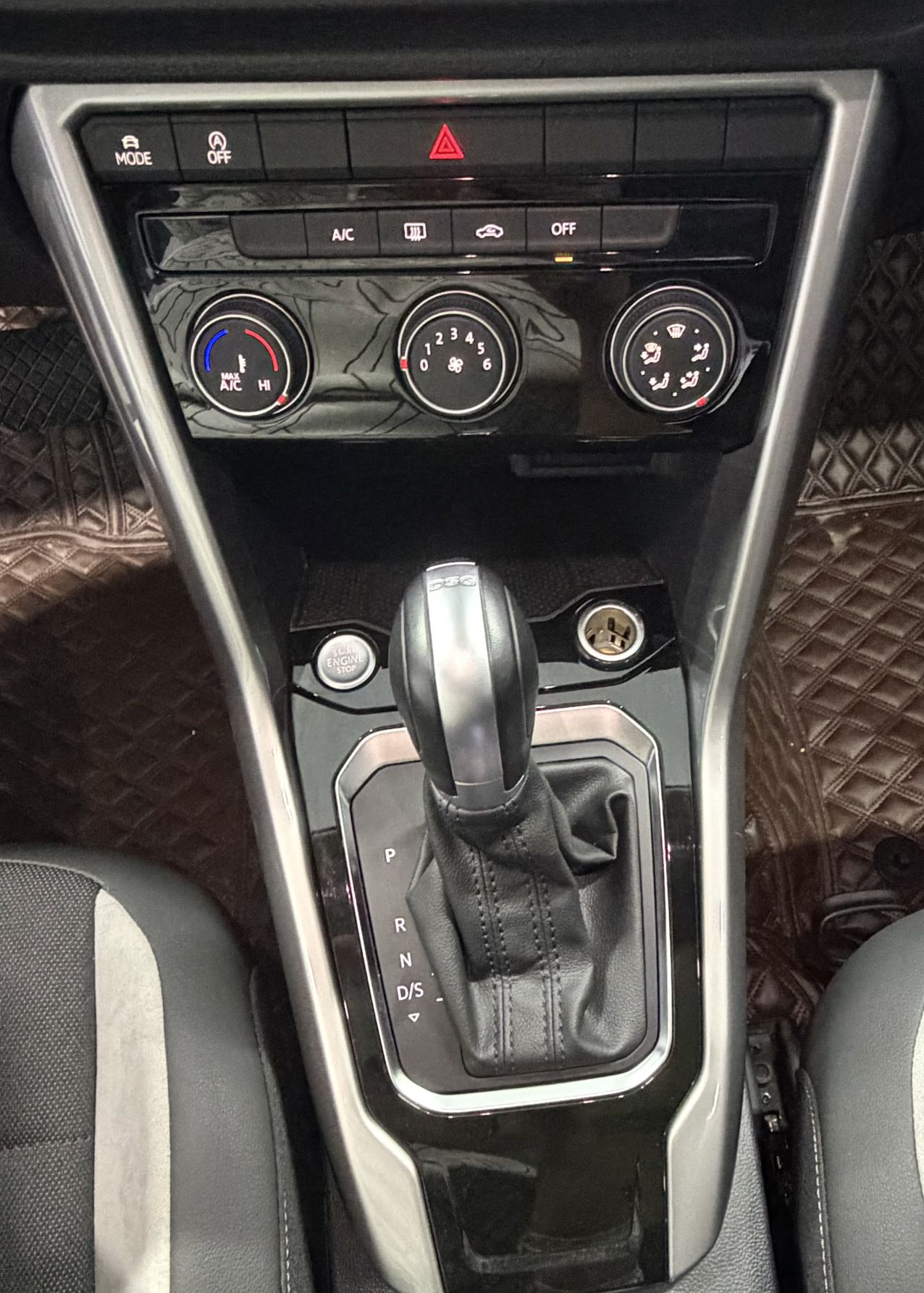 T-Roc 2022 #11 T-Roc 2022 car image #11