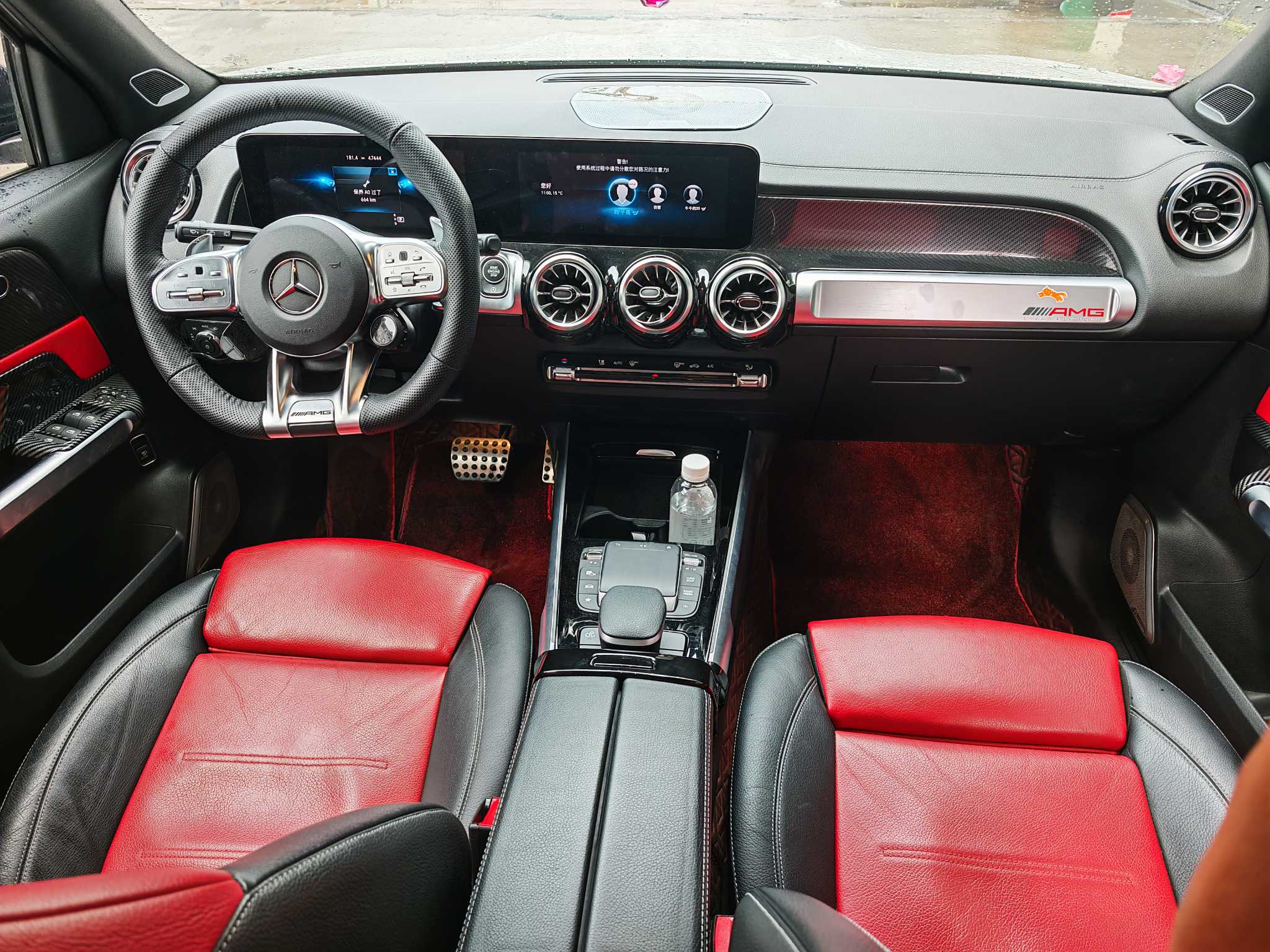 Mercedes-Benz GLB AMG 2023 immagine di auto #11