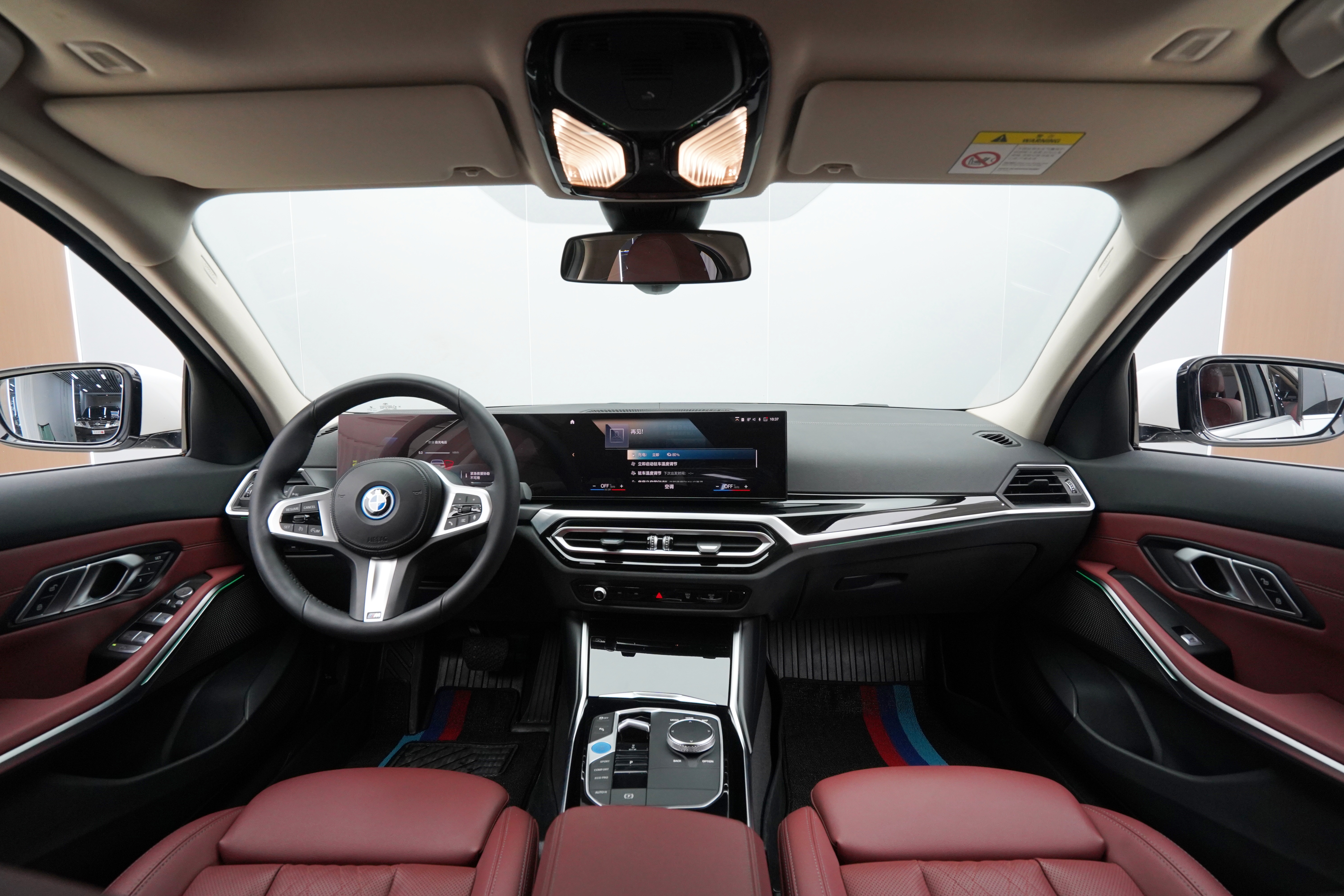 BMW i3 2022 immagine di auto #11