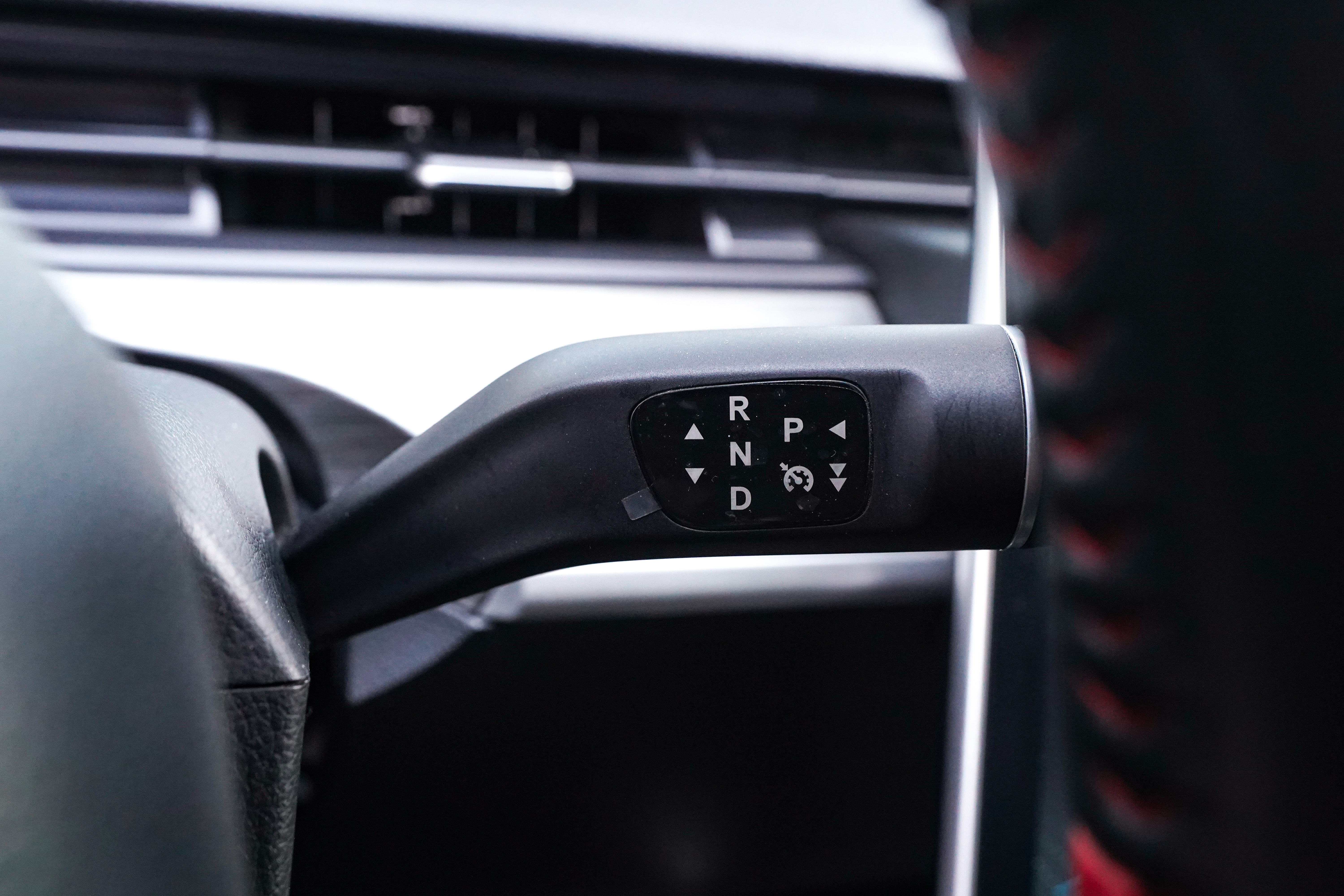 哪吒汽车 哪吒V 2022 #11 哪吒汽车 哪吒V 2022 汽车图片 #11