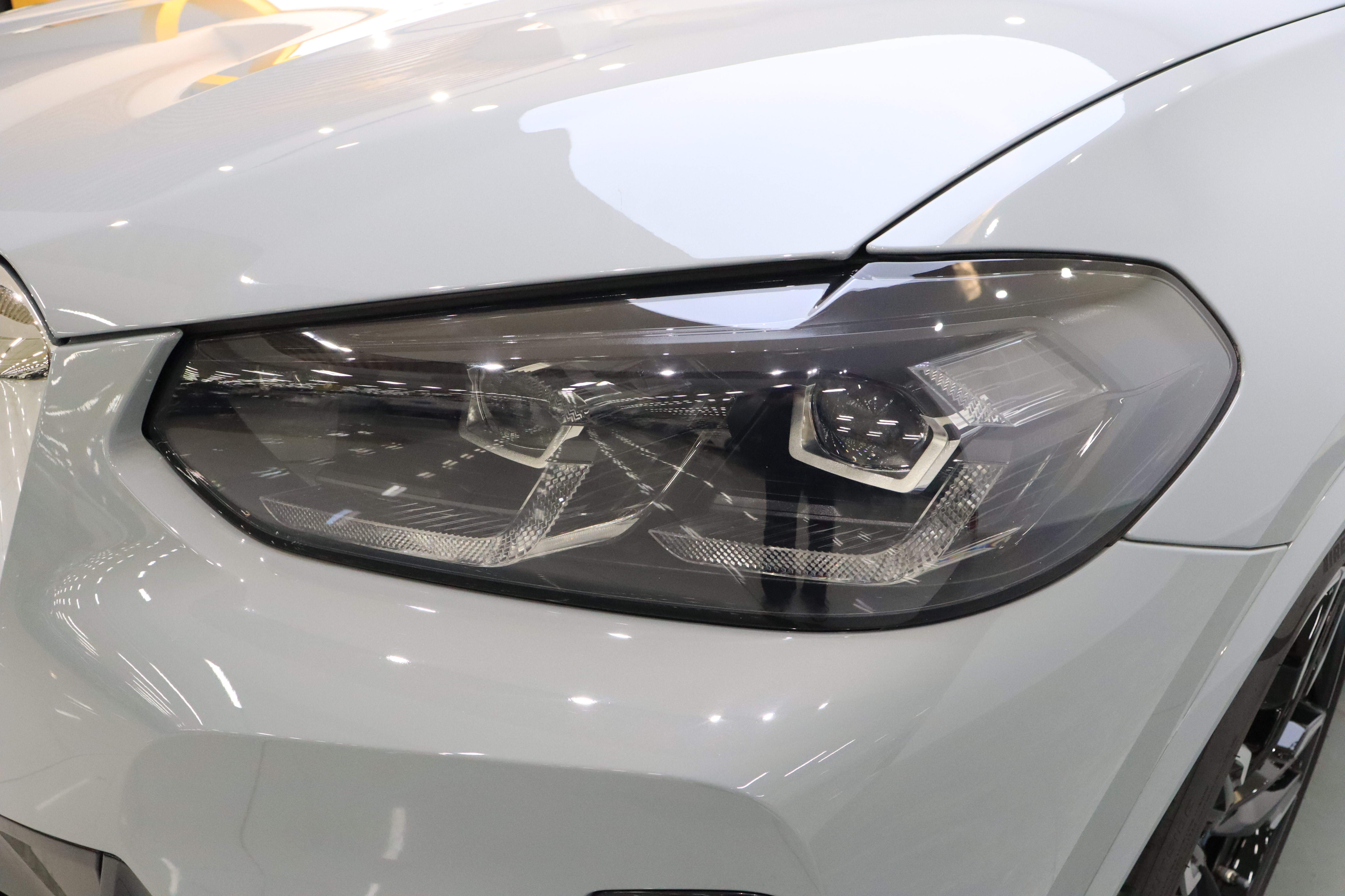 BMW X3 M40i 2024 #11 BMW X3 M40i 2024 car image #11