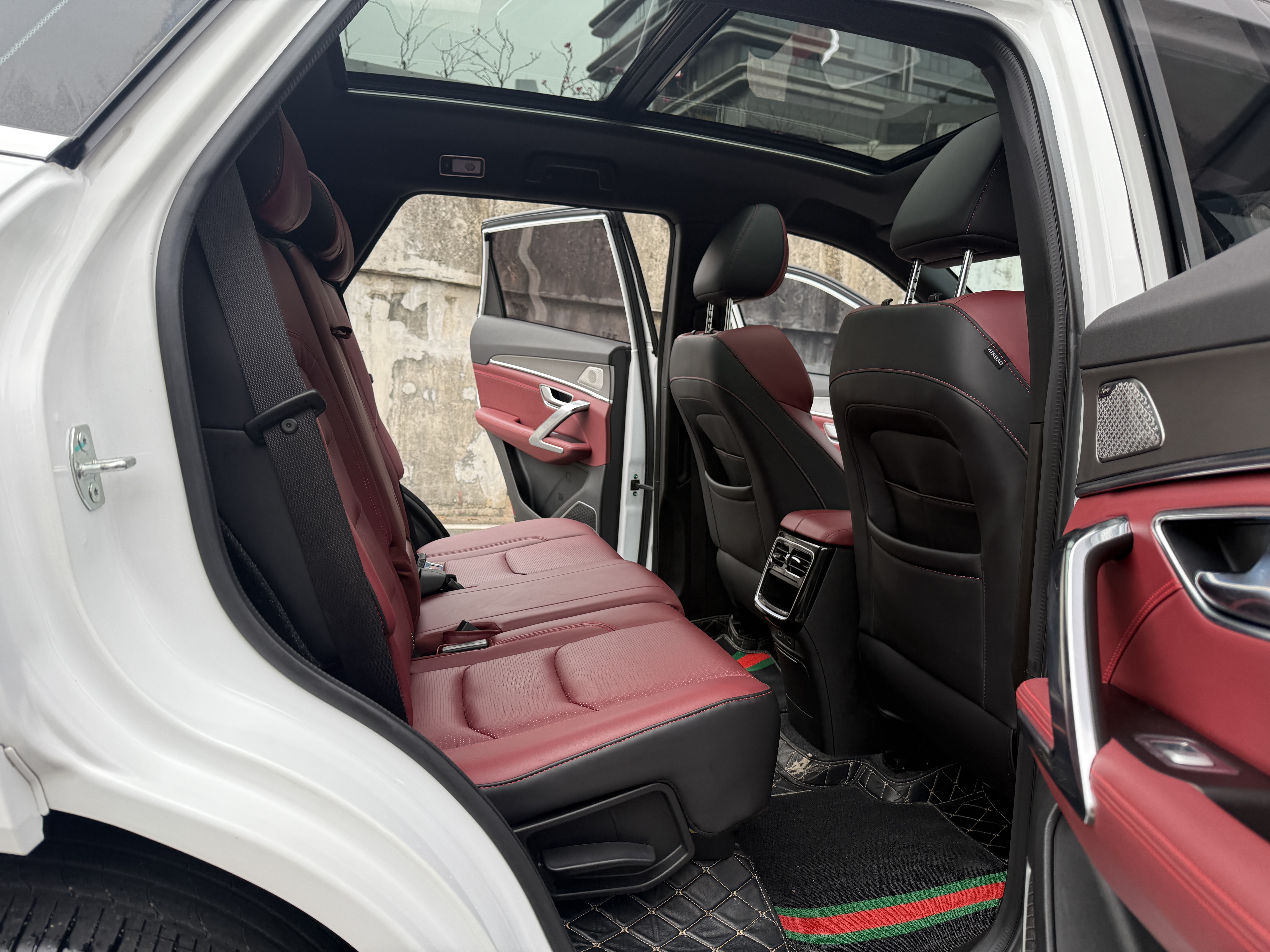 Jetour X70 PLUS 2023 car image #11