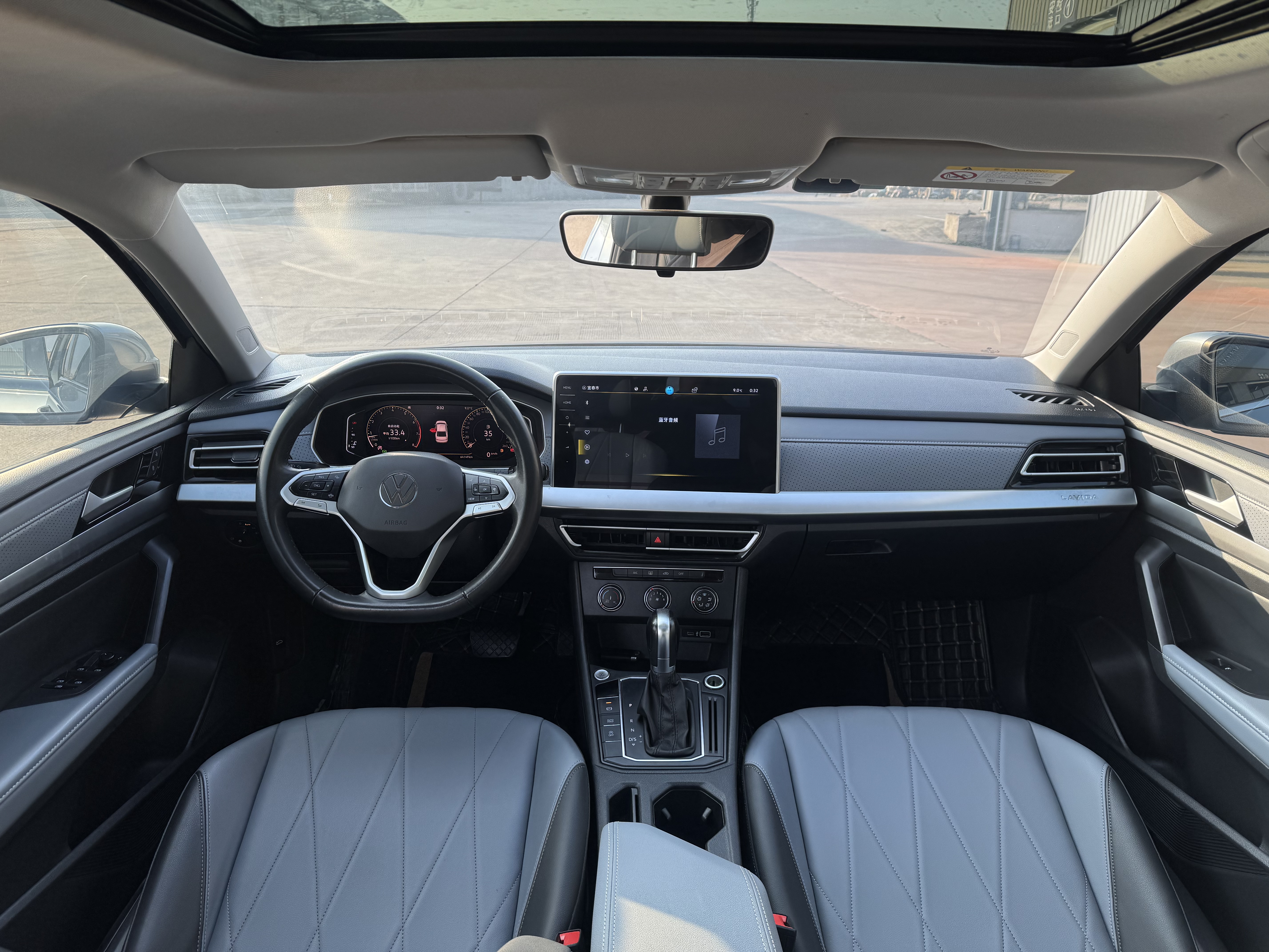Volkswagen Lavida 2022 car image #11