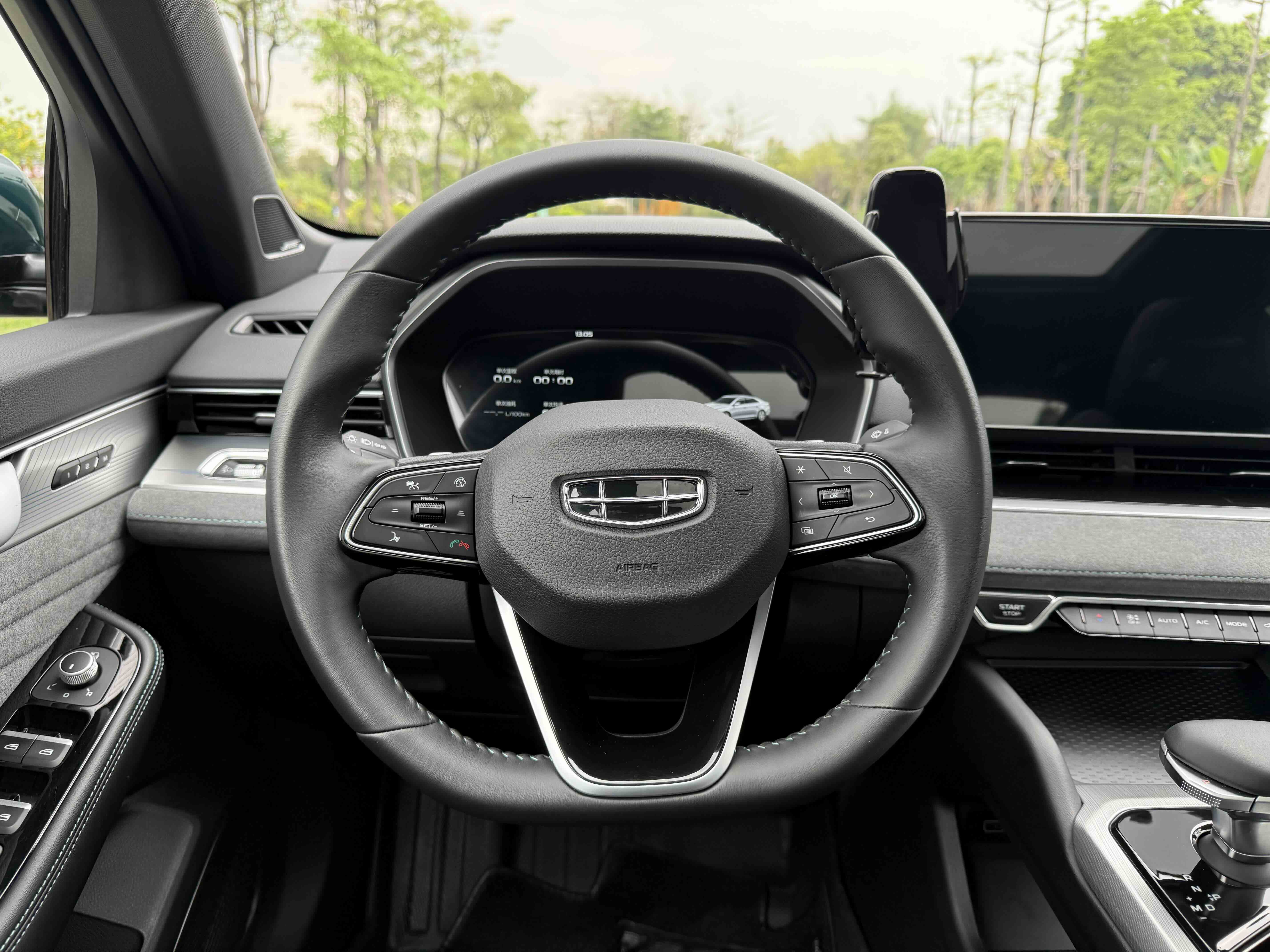 Preface 2024 immagine di auto #11