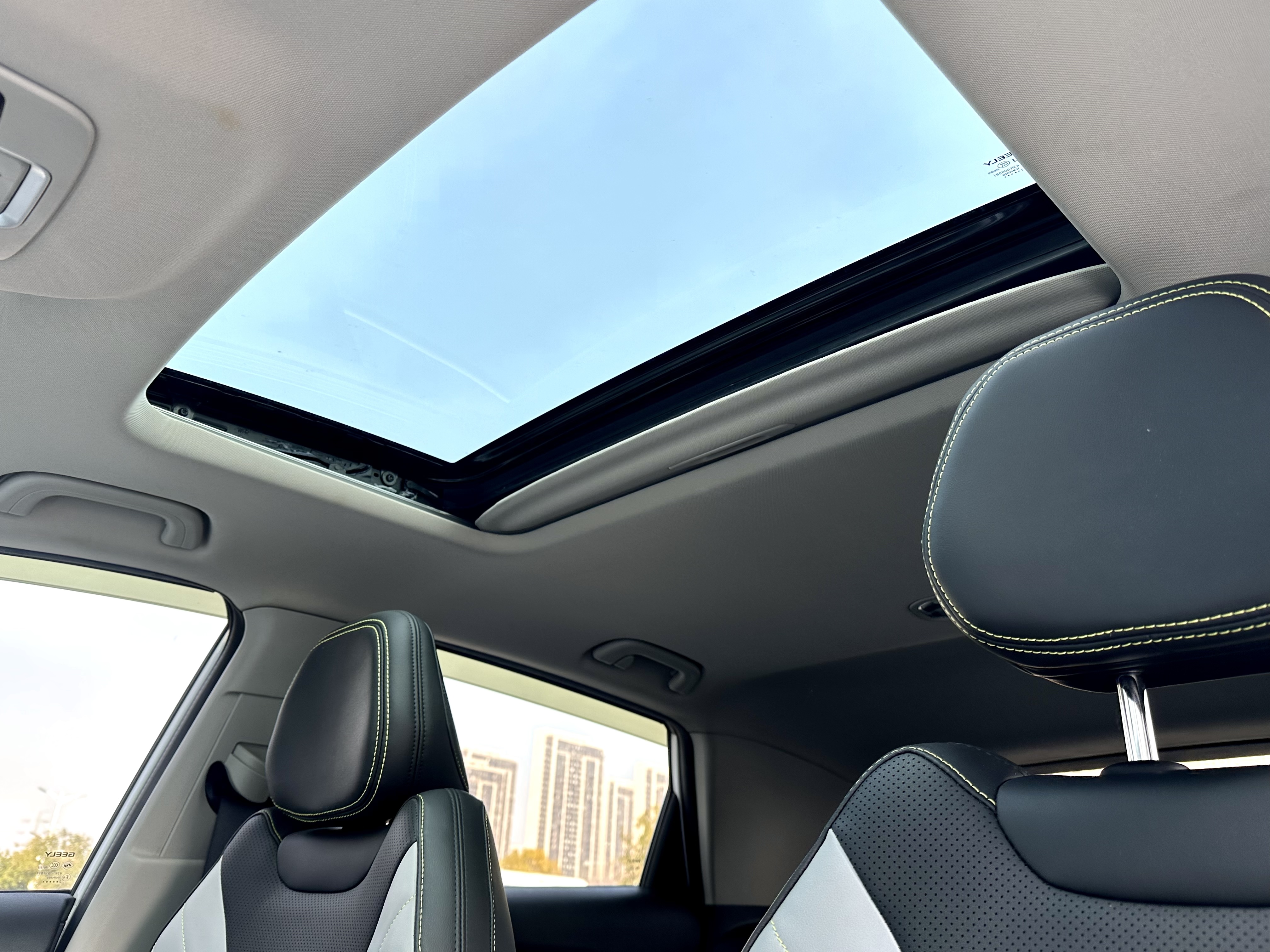 GEELY Coolray 2023 #11 GEELY Coolray 2023 car image #11