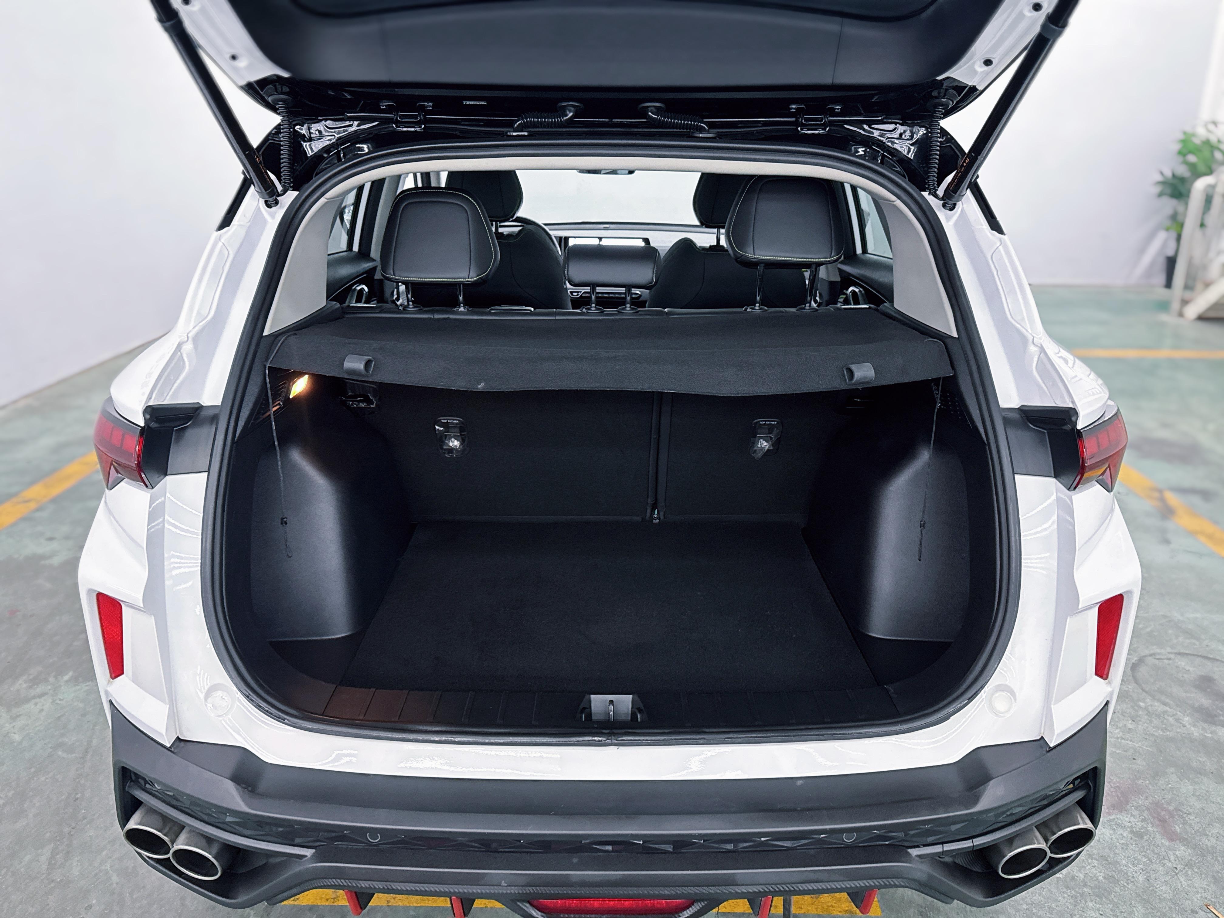 GEELY Coolray 2022 #11 GEELY Coolray 2022 car image #11