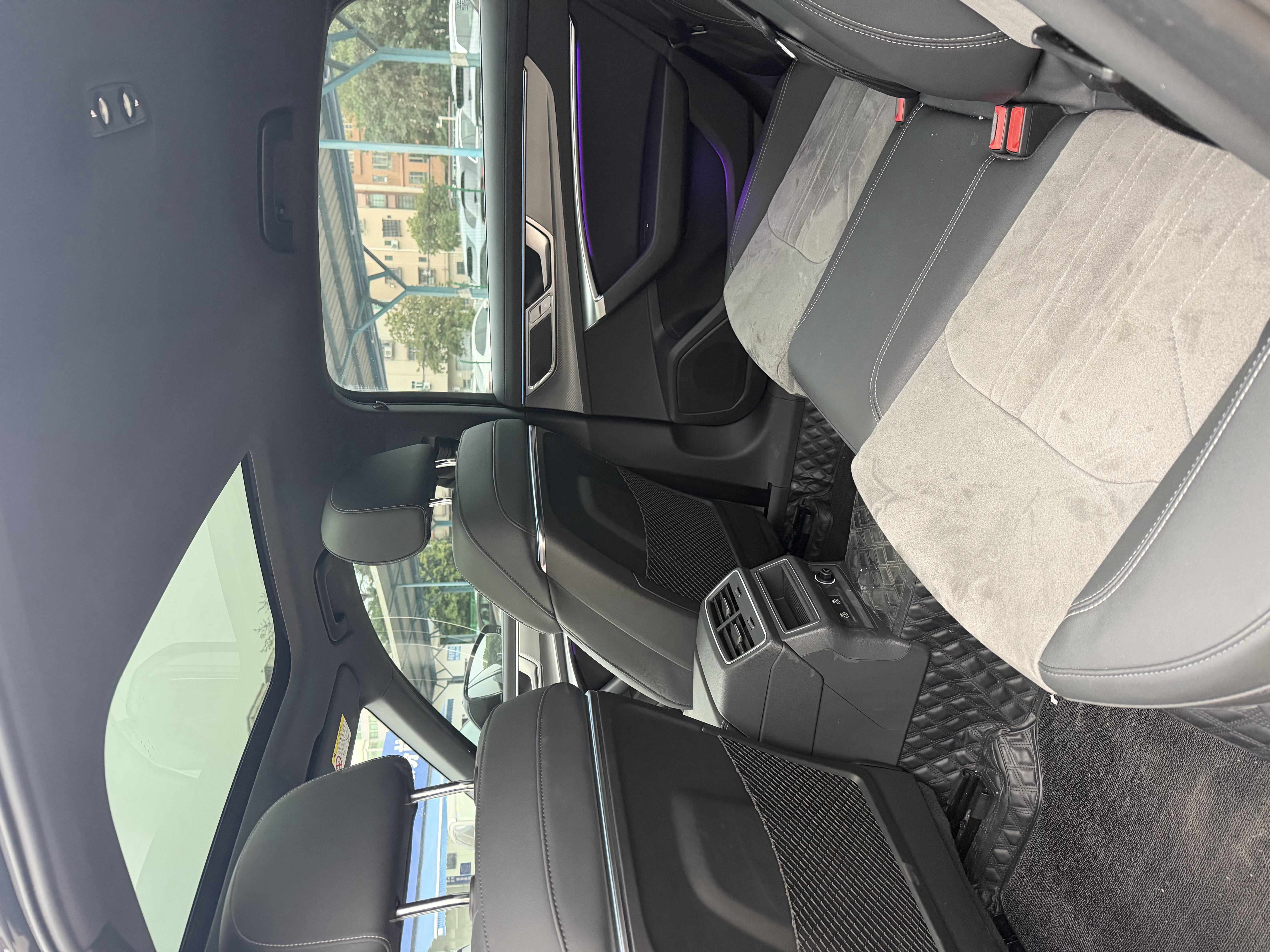 Audi A6L 2023 car image #11