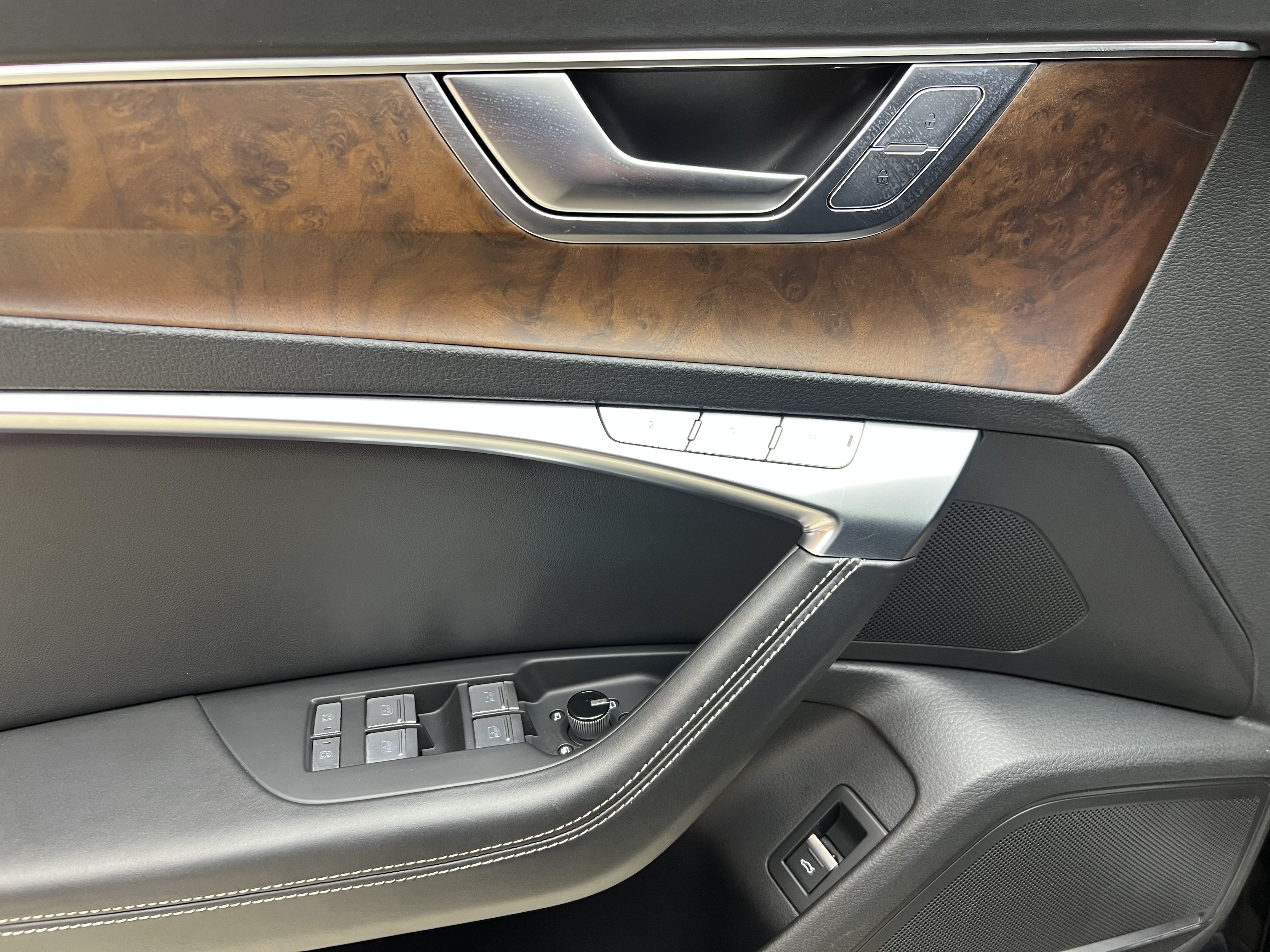 Audi A6L 2023 immagine di auto #11