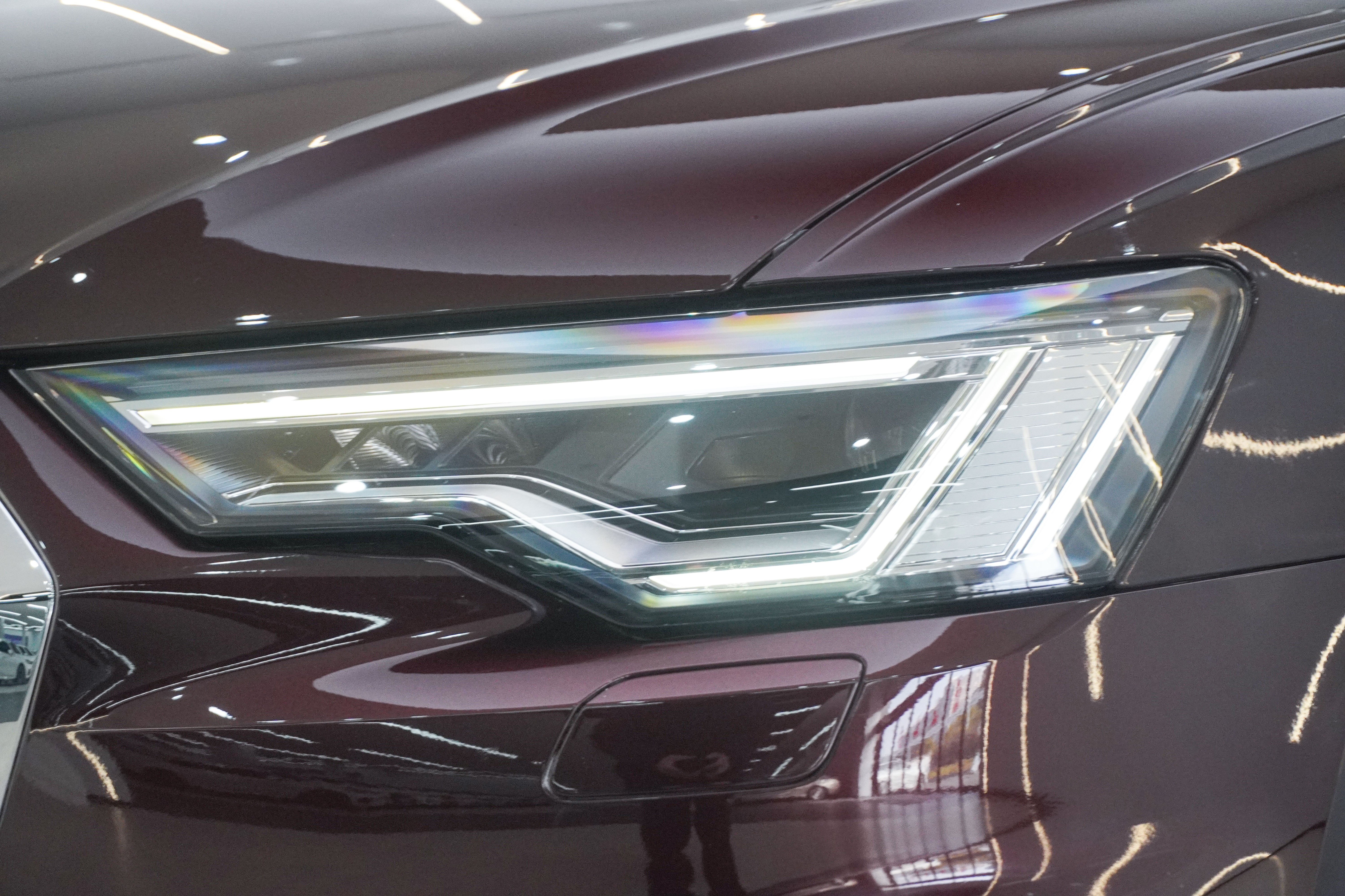 Audi A6L 2022 car image #11