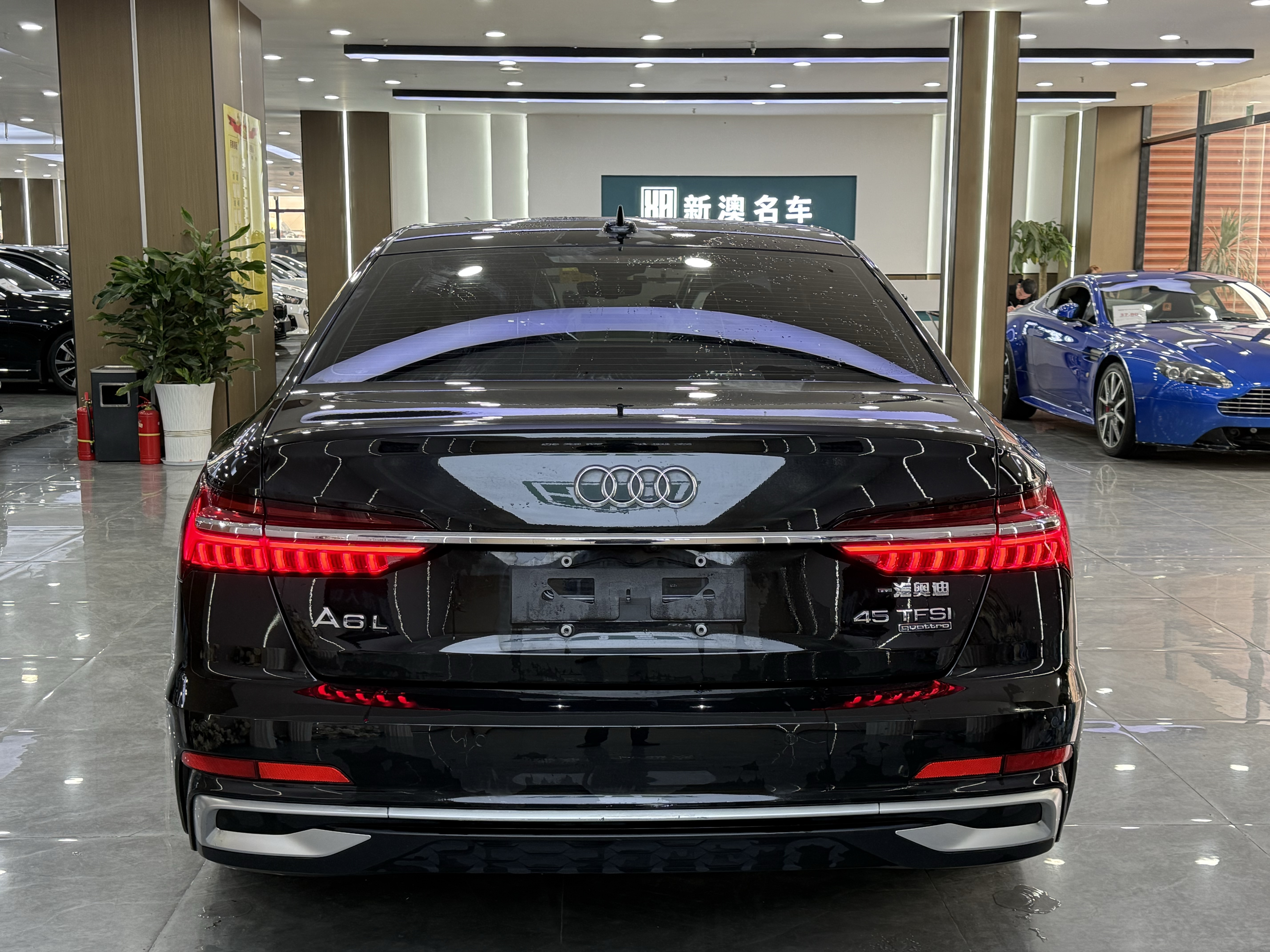 Audi A6L 2022 car image #11