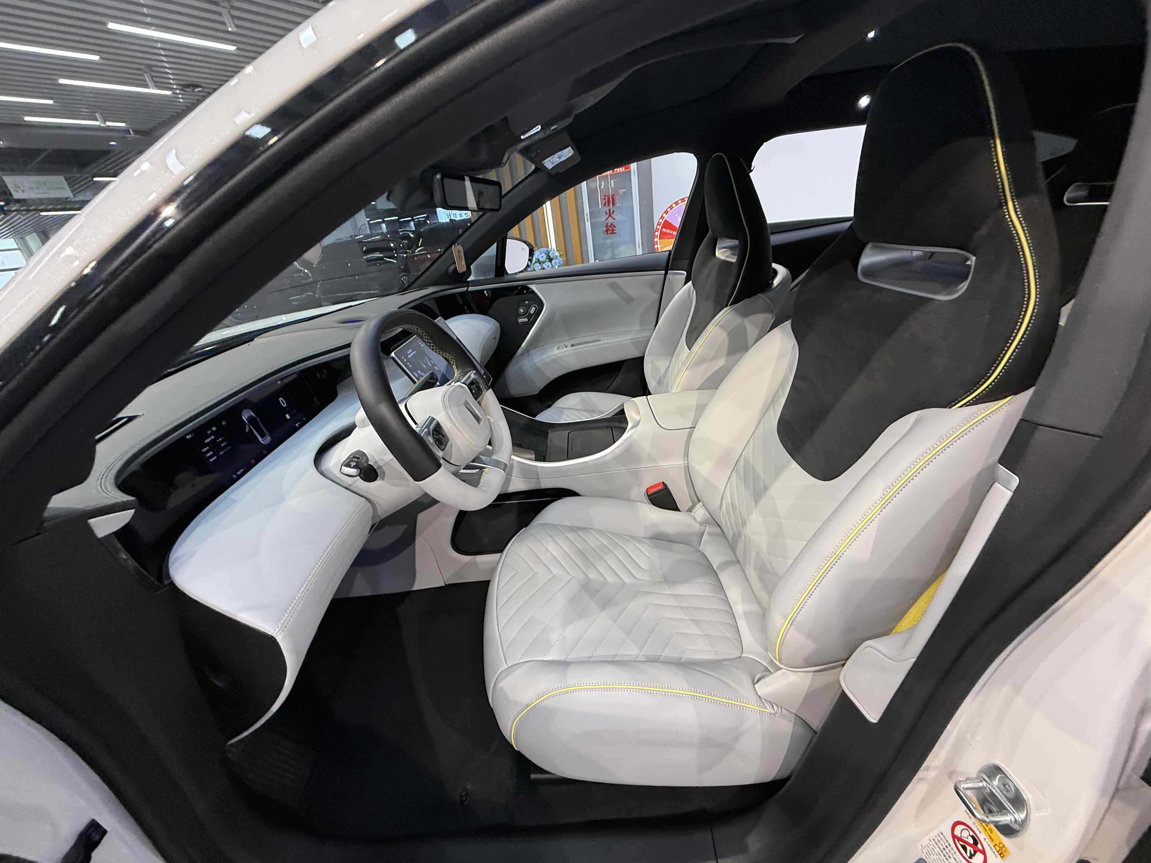 阿维塔 阿维塔11 2023 汽车图片 #11