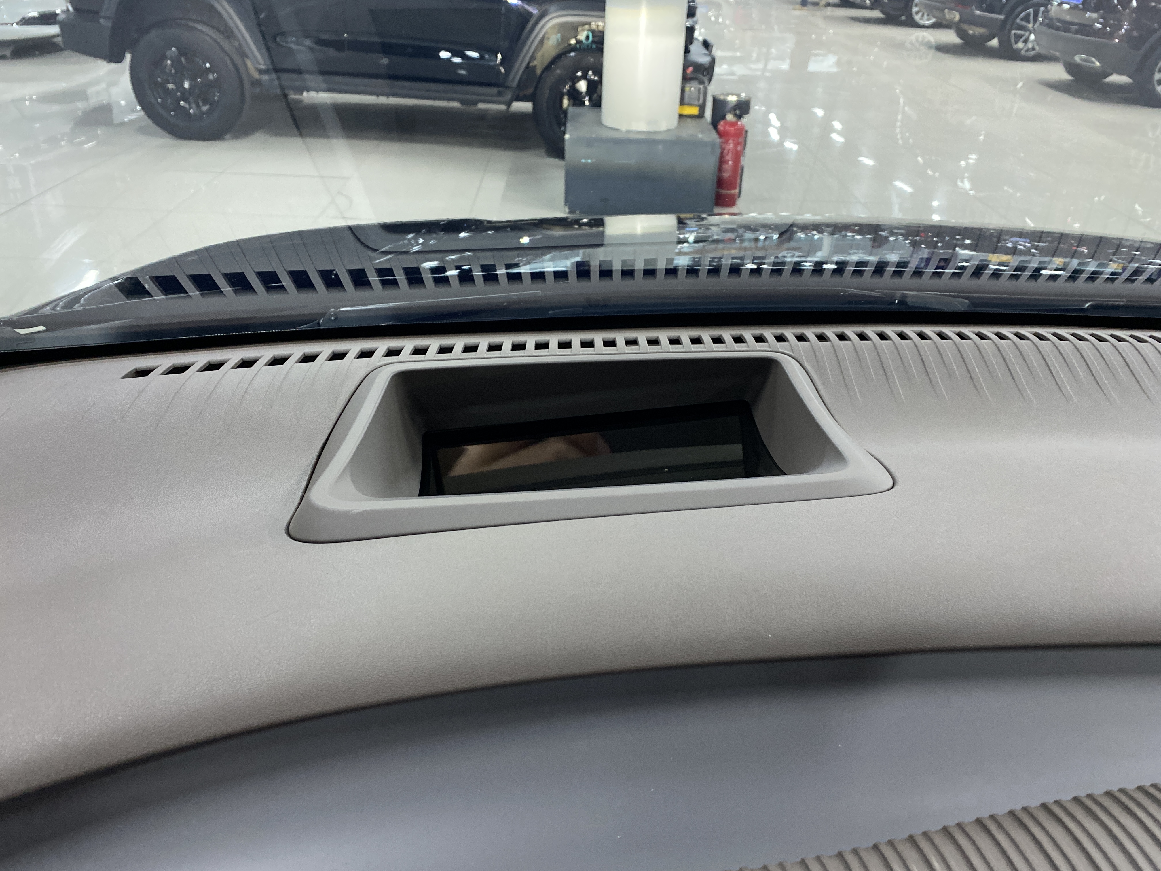 Denza D9 2023 изображение автомобиля #11