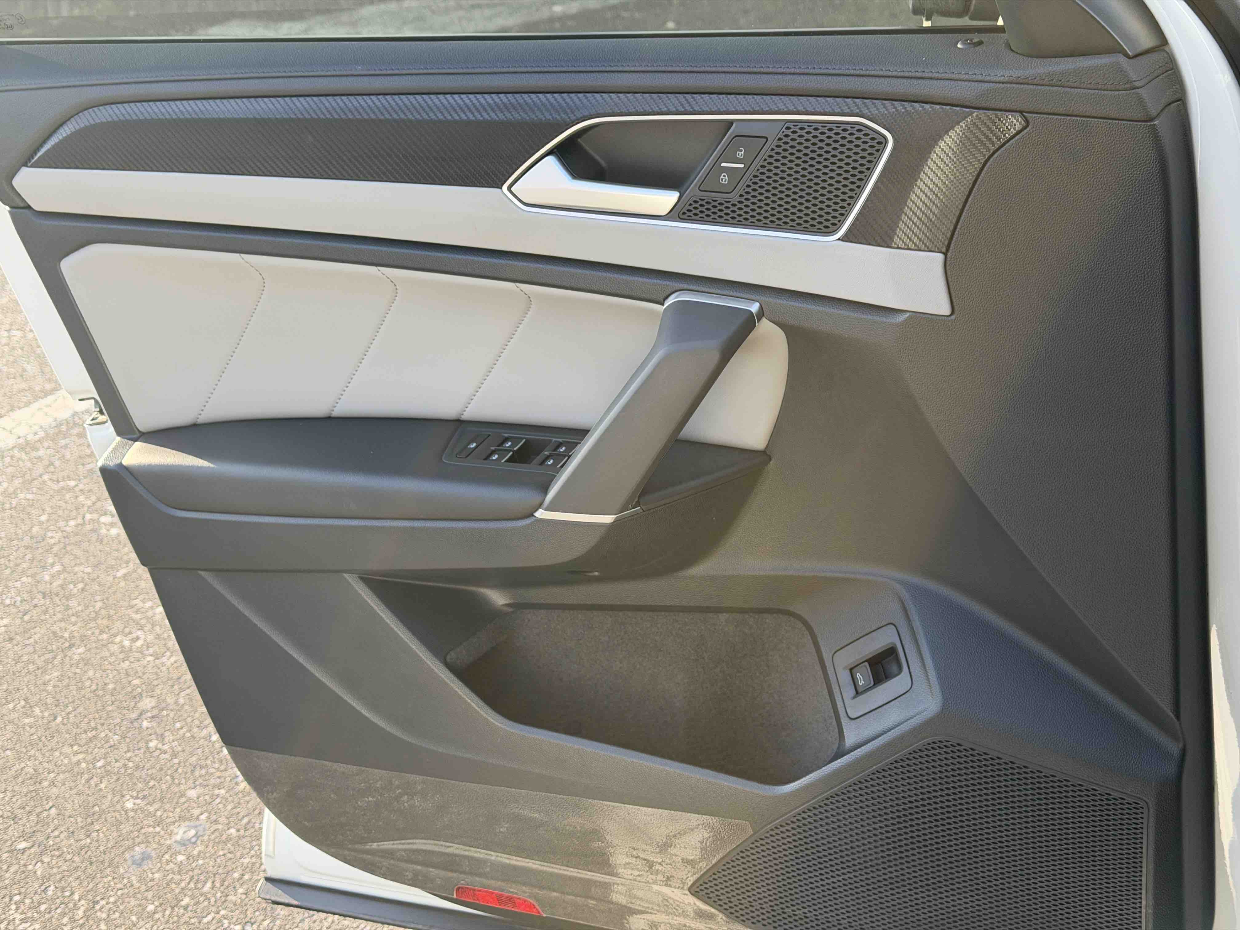 Volkswagen Tayron 2023 car image #11