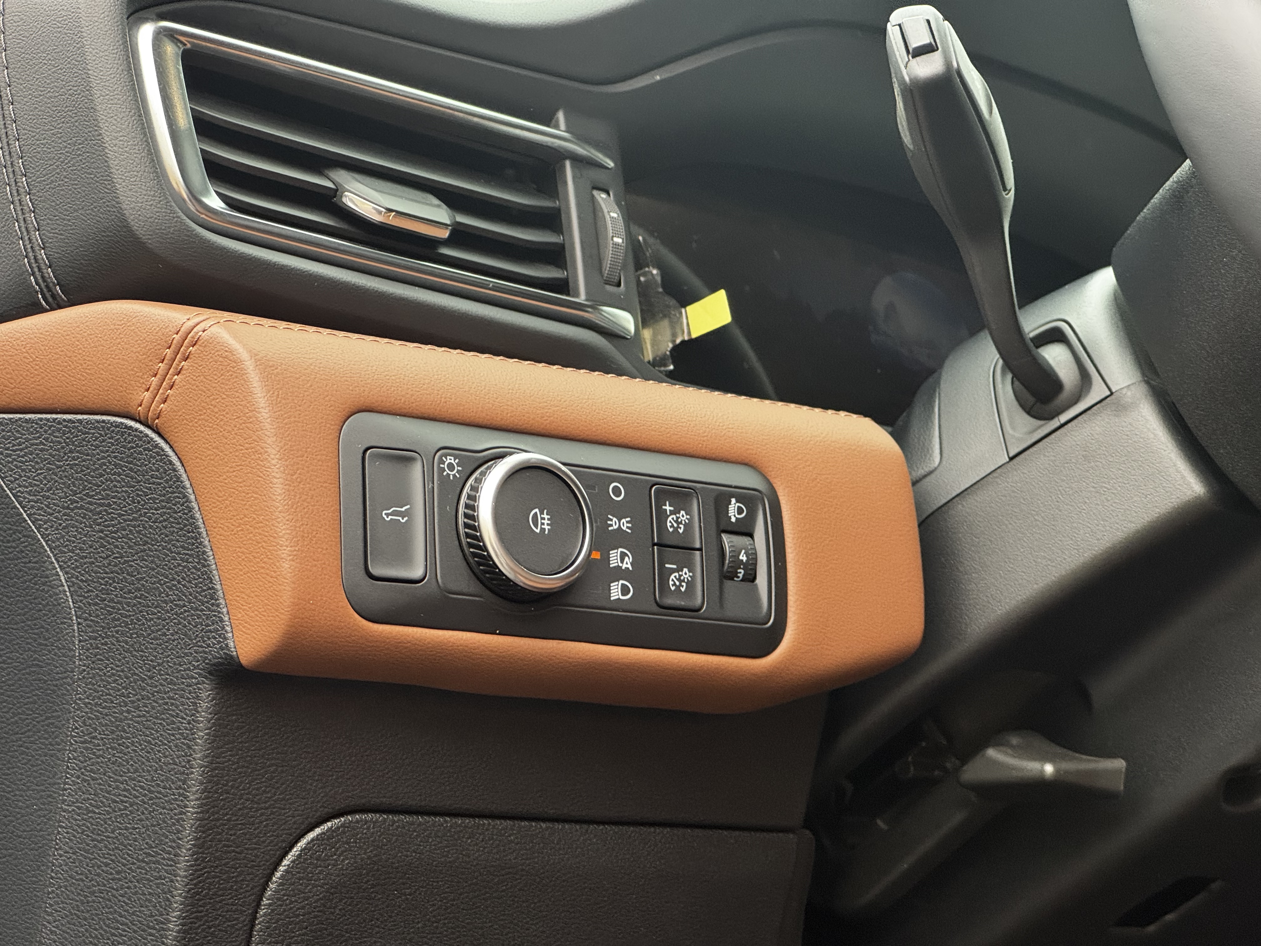 Ford Explorer 2024 صورة سيارة #11