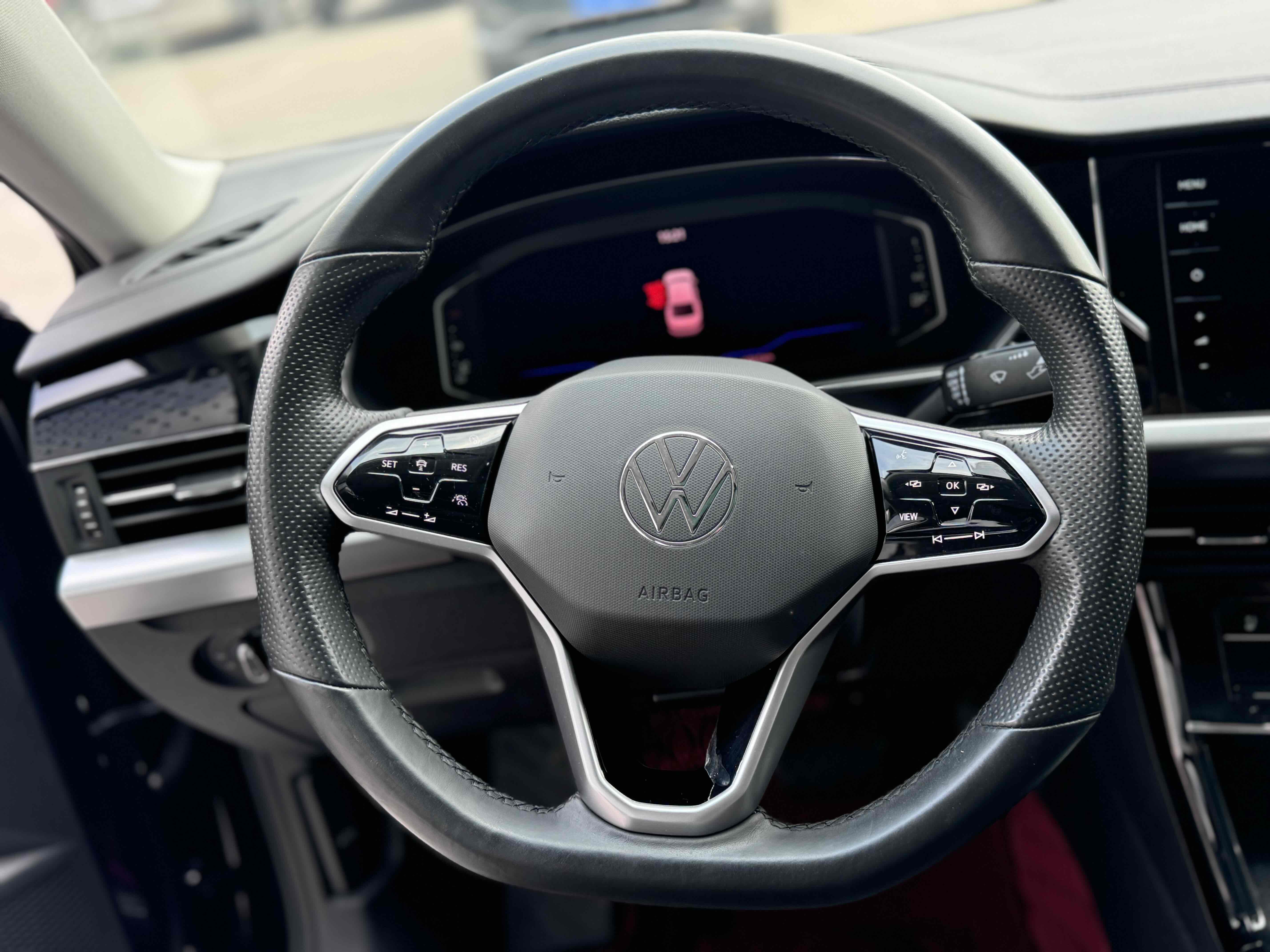 Volkswagen Passat 2023 car image #11