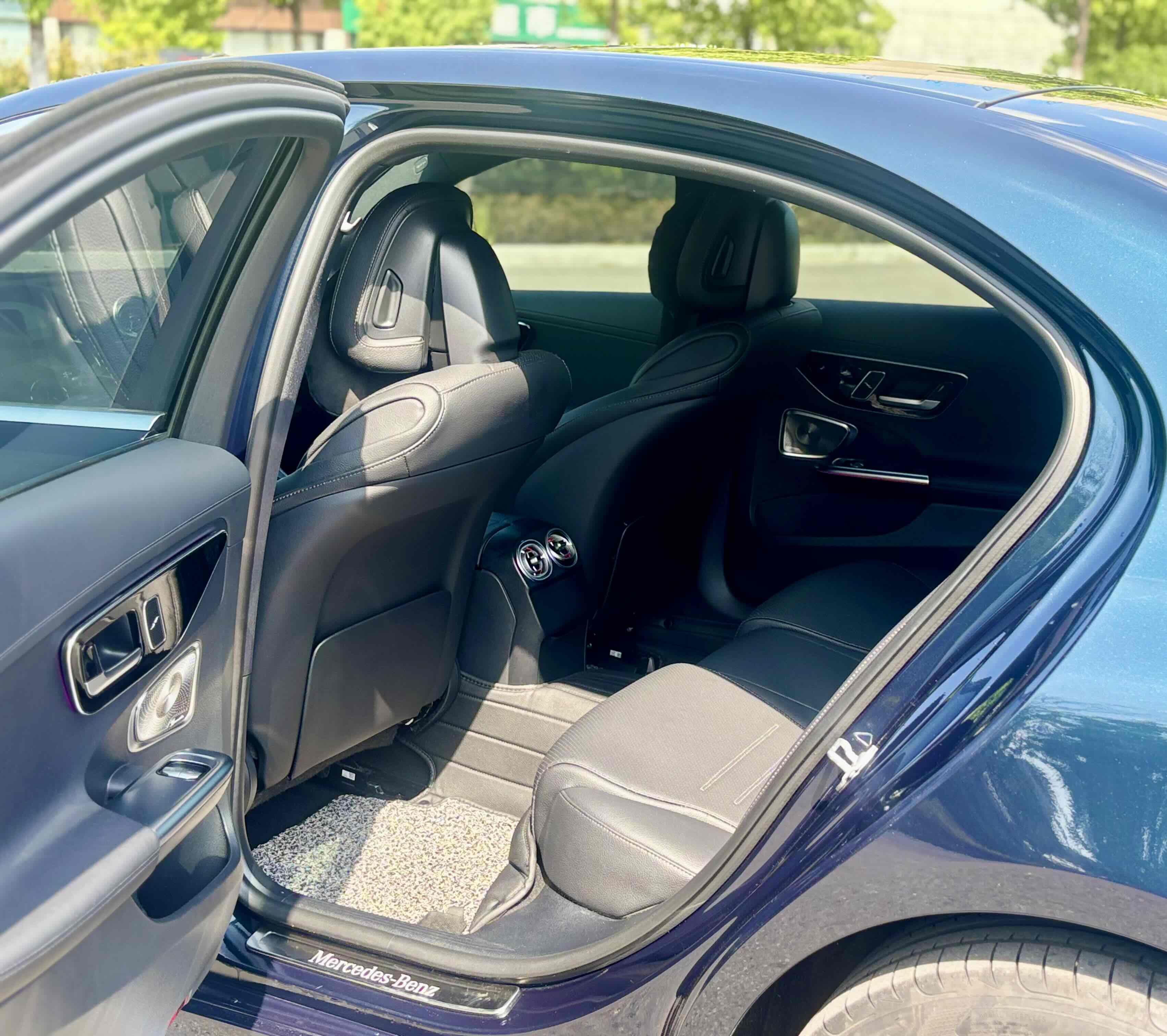 Mercedes-Benz C Class 2023 #11 Mercedes-Benz C Class 2023 car image #11