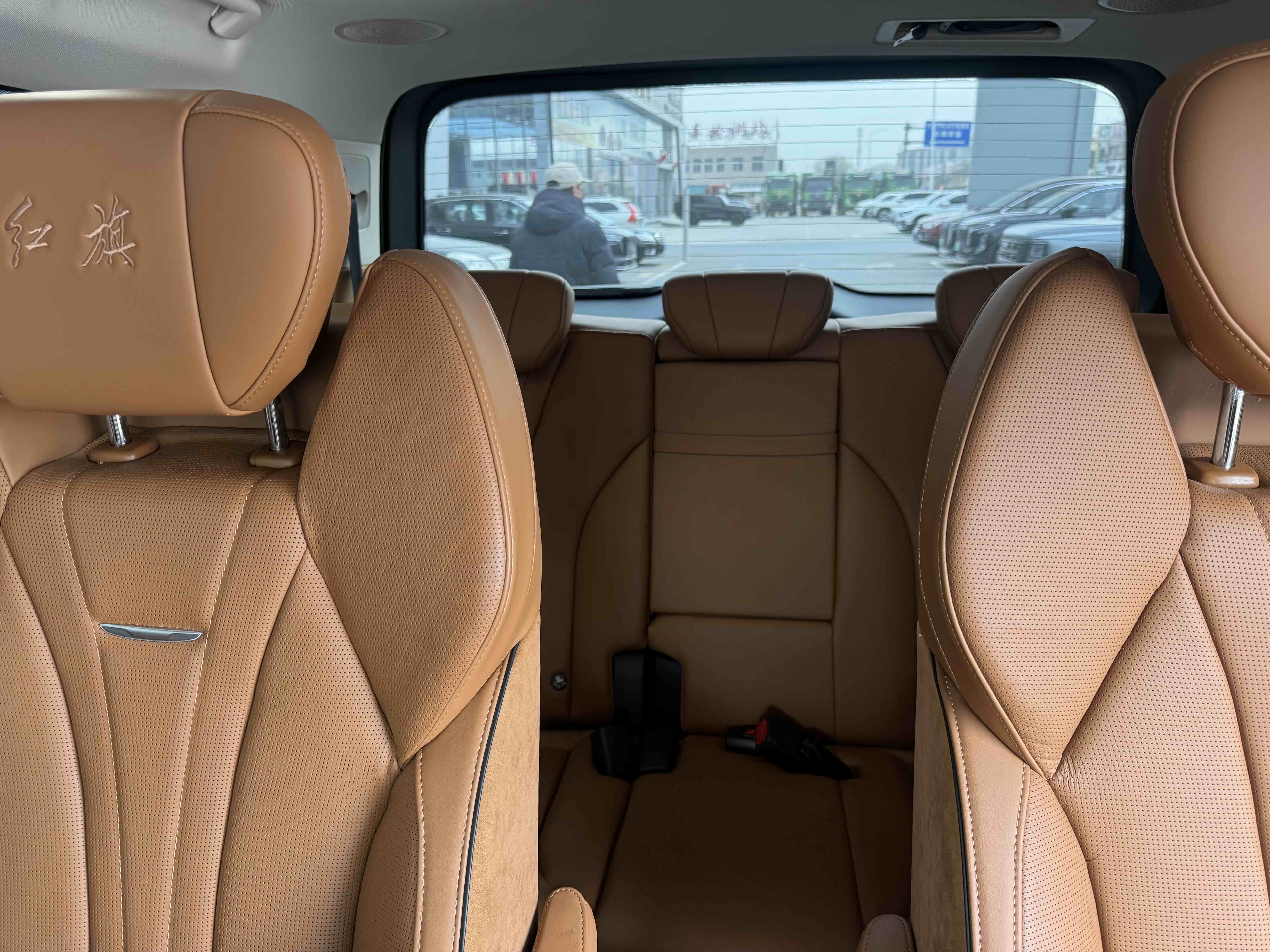 HongQi HQ9 2023 #11 HongQi HQ9 2023 car image #11