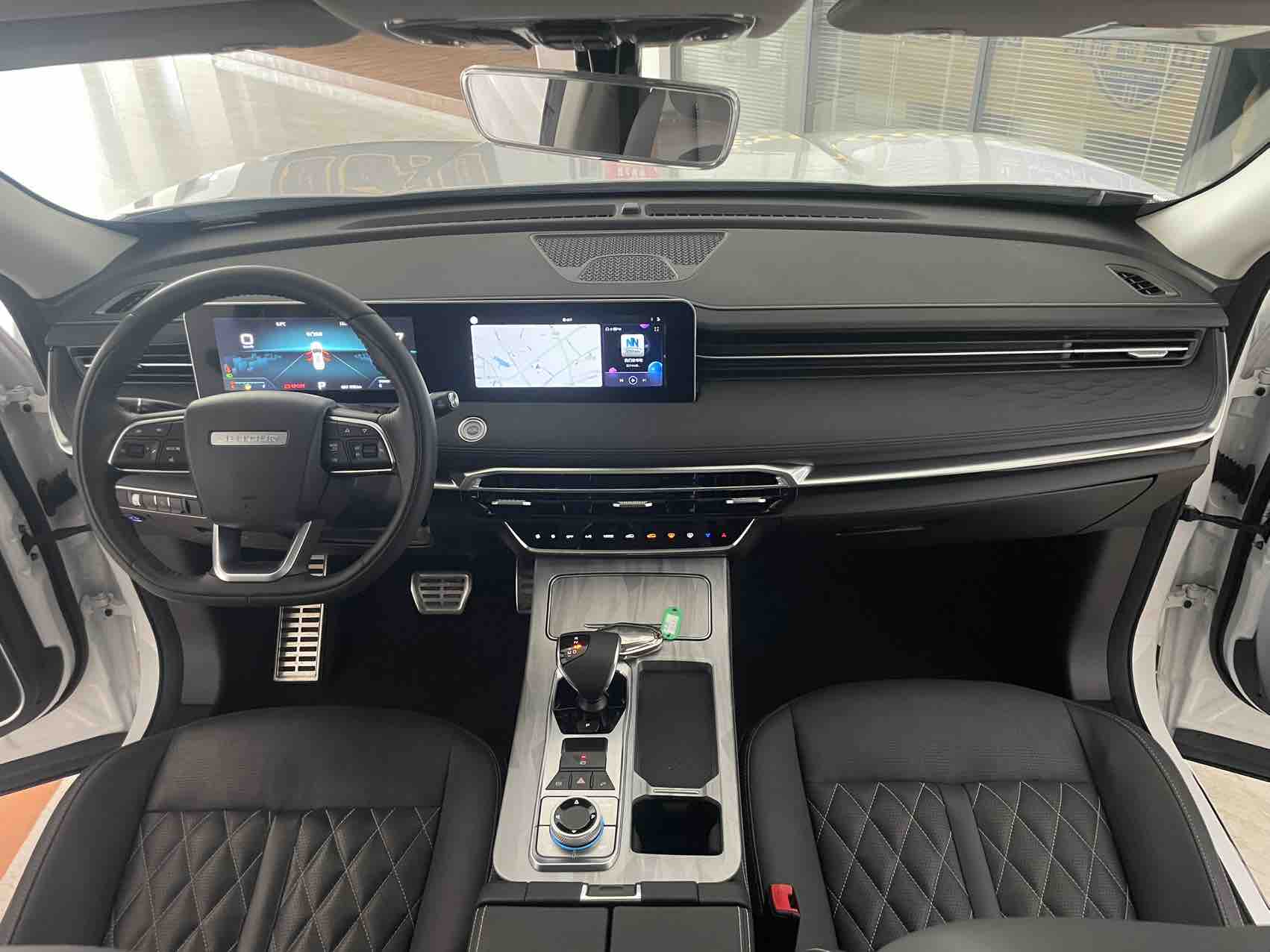 Jetour X70 PLUS 2023 #11 Jetour X70 PLUS 2023 car image #11