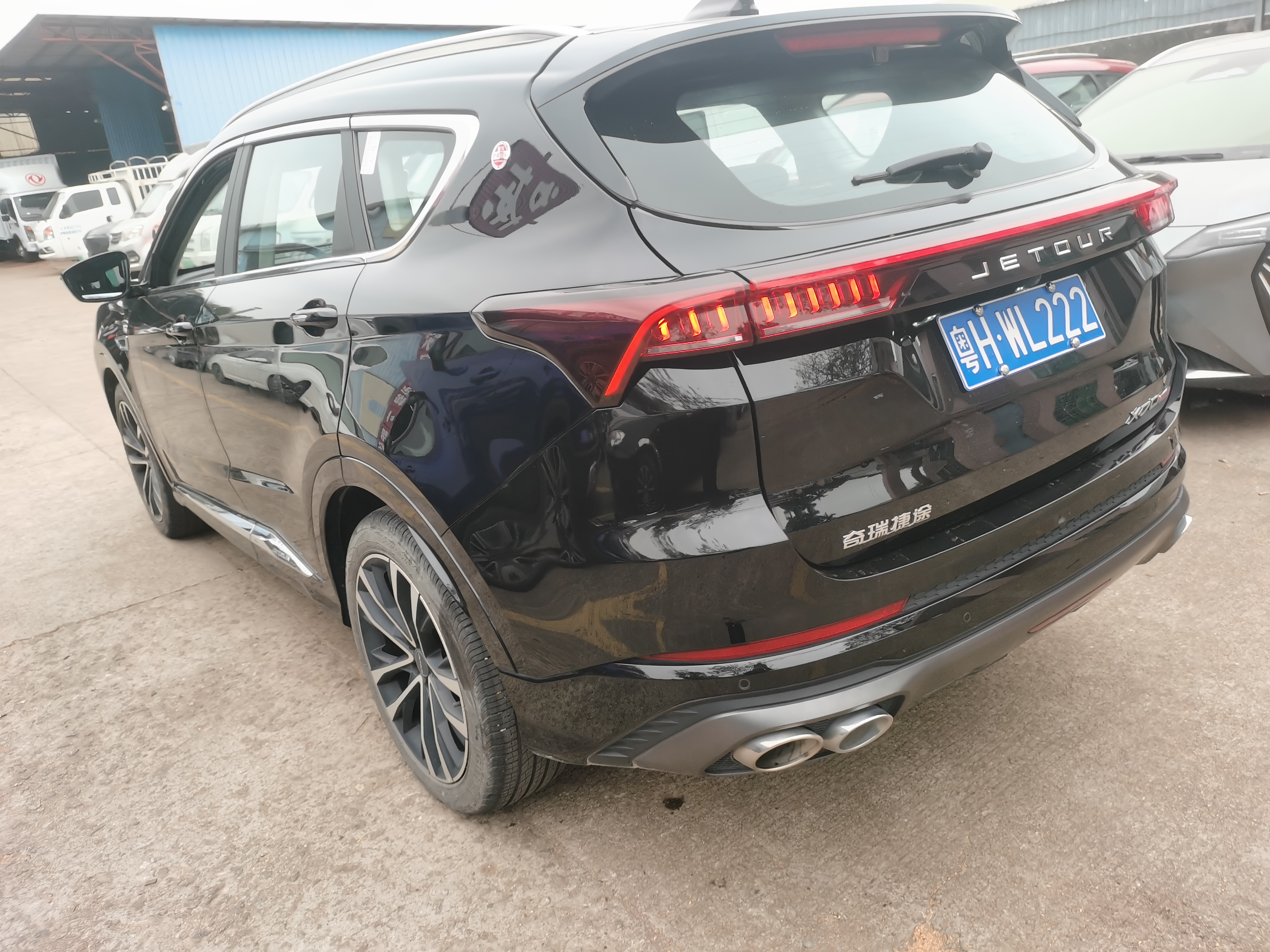 Jetour X70 PLUS 2023 car image #11