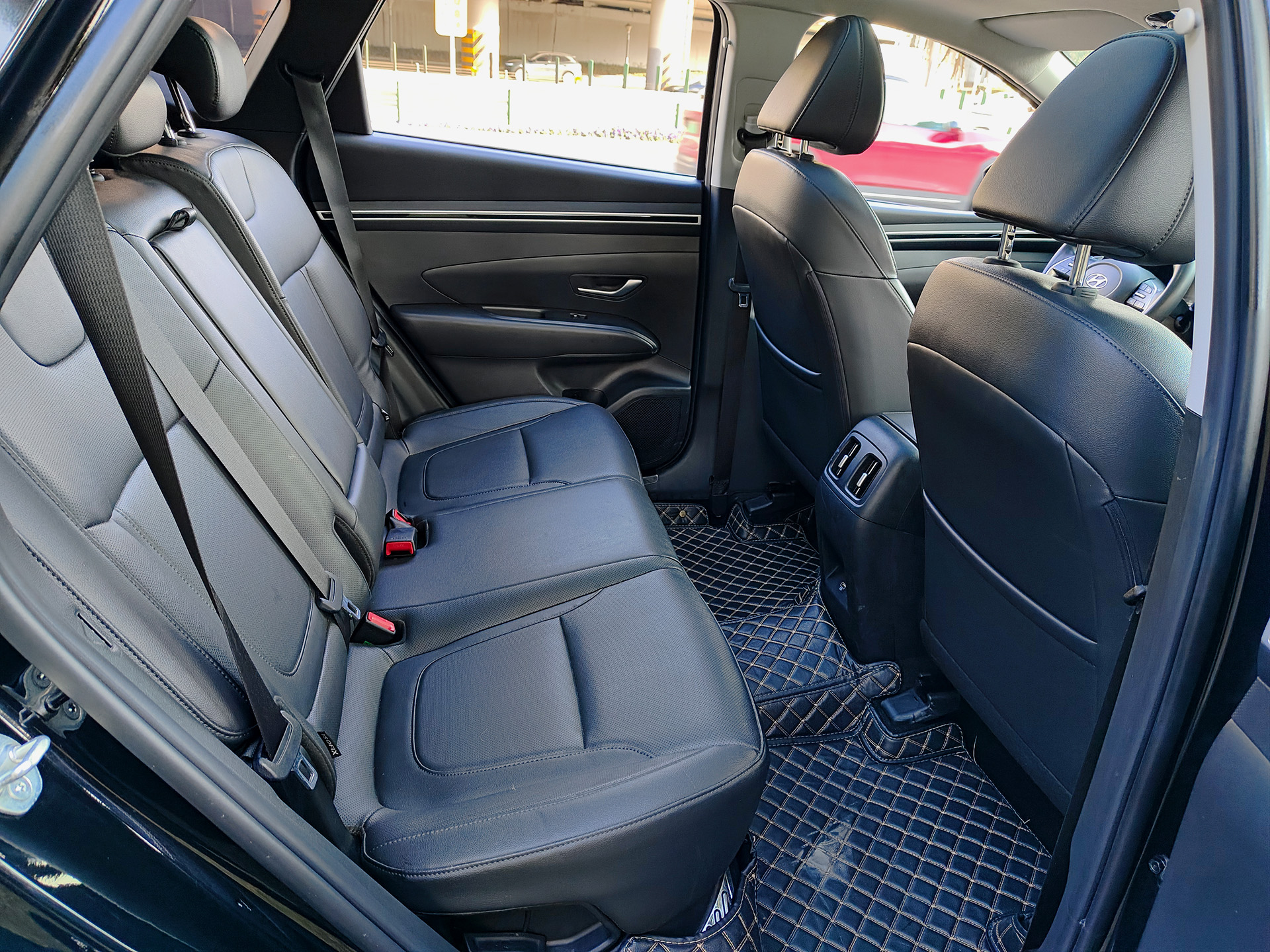 Hyundai Tucson 2023 car image #11