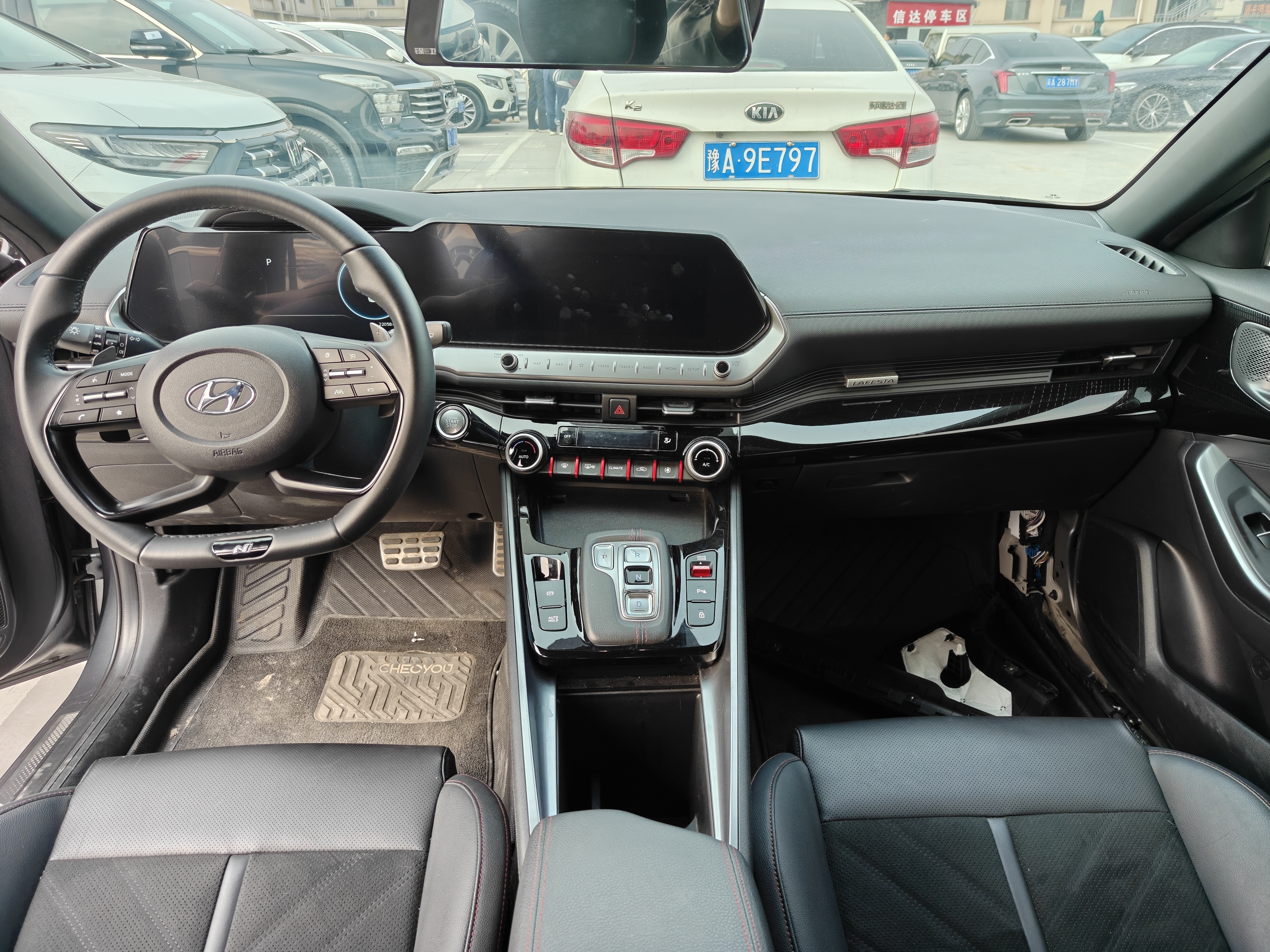 Hyundai Lafesta 2023 car image #11