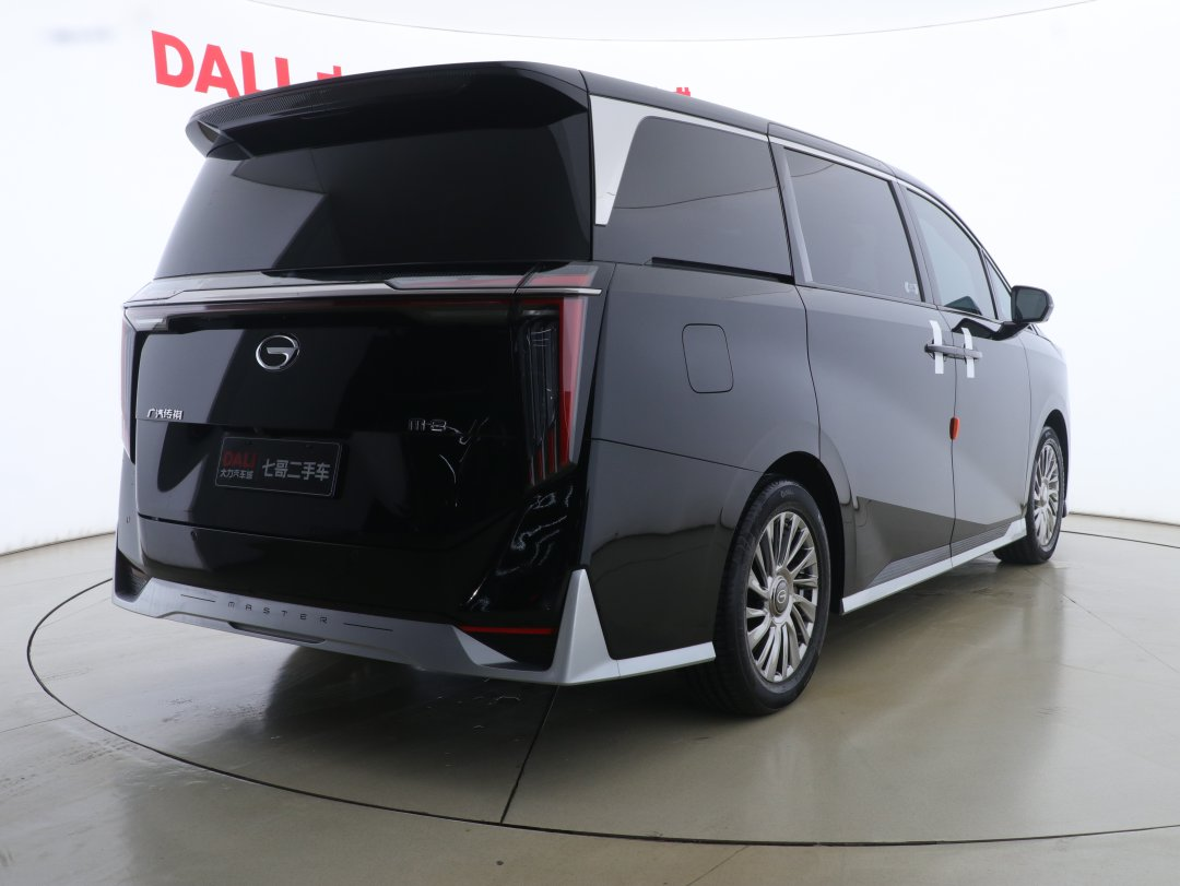 广汽传祺 传祺M8 2023 汽车图片 #11