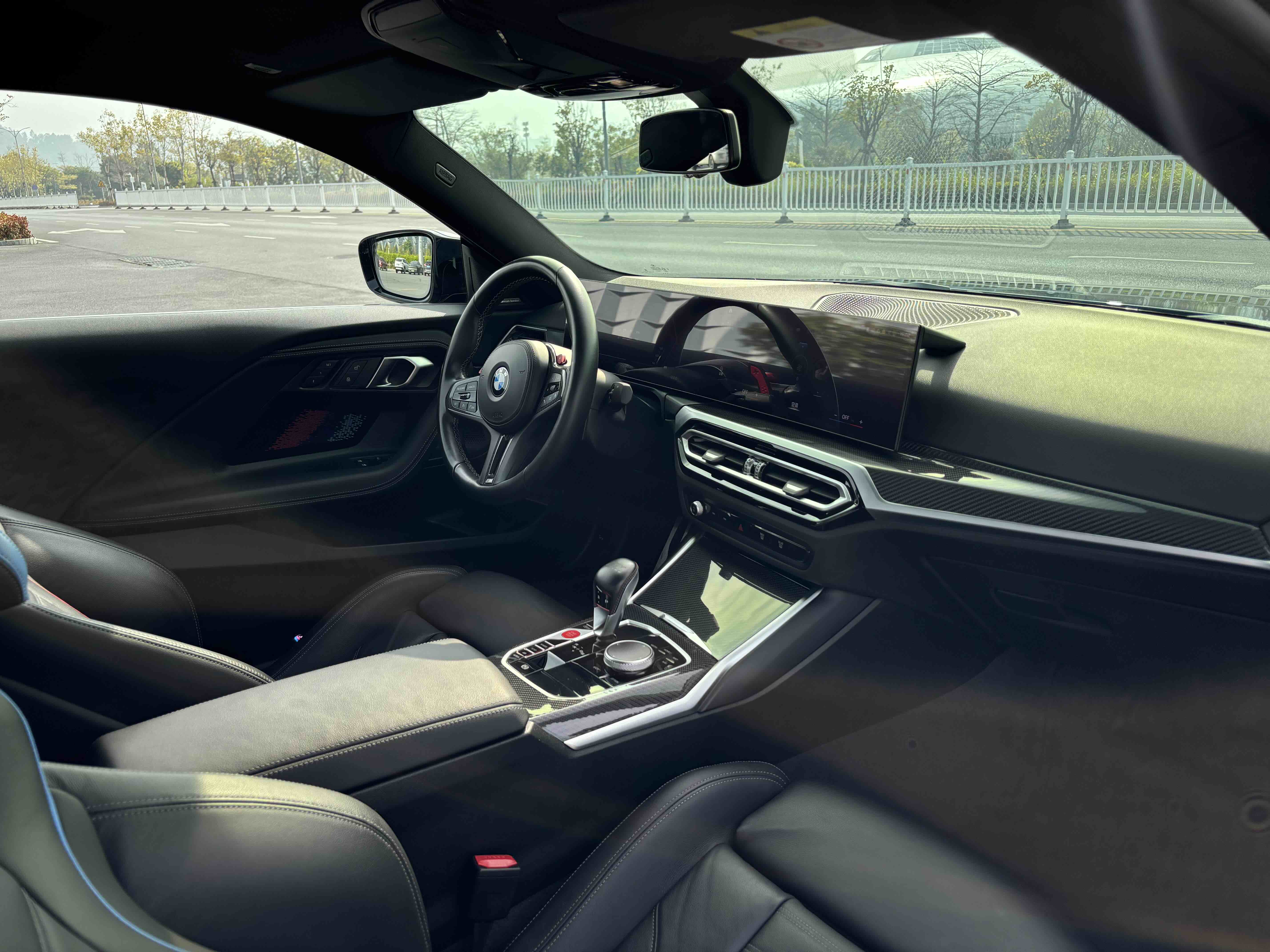 BMW M2 2024 image de voiture #11