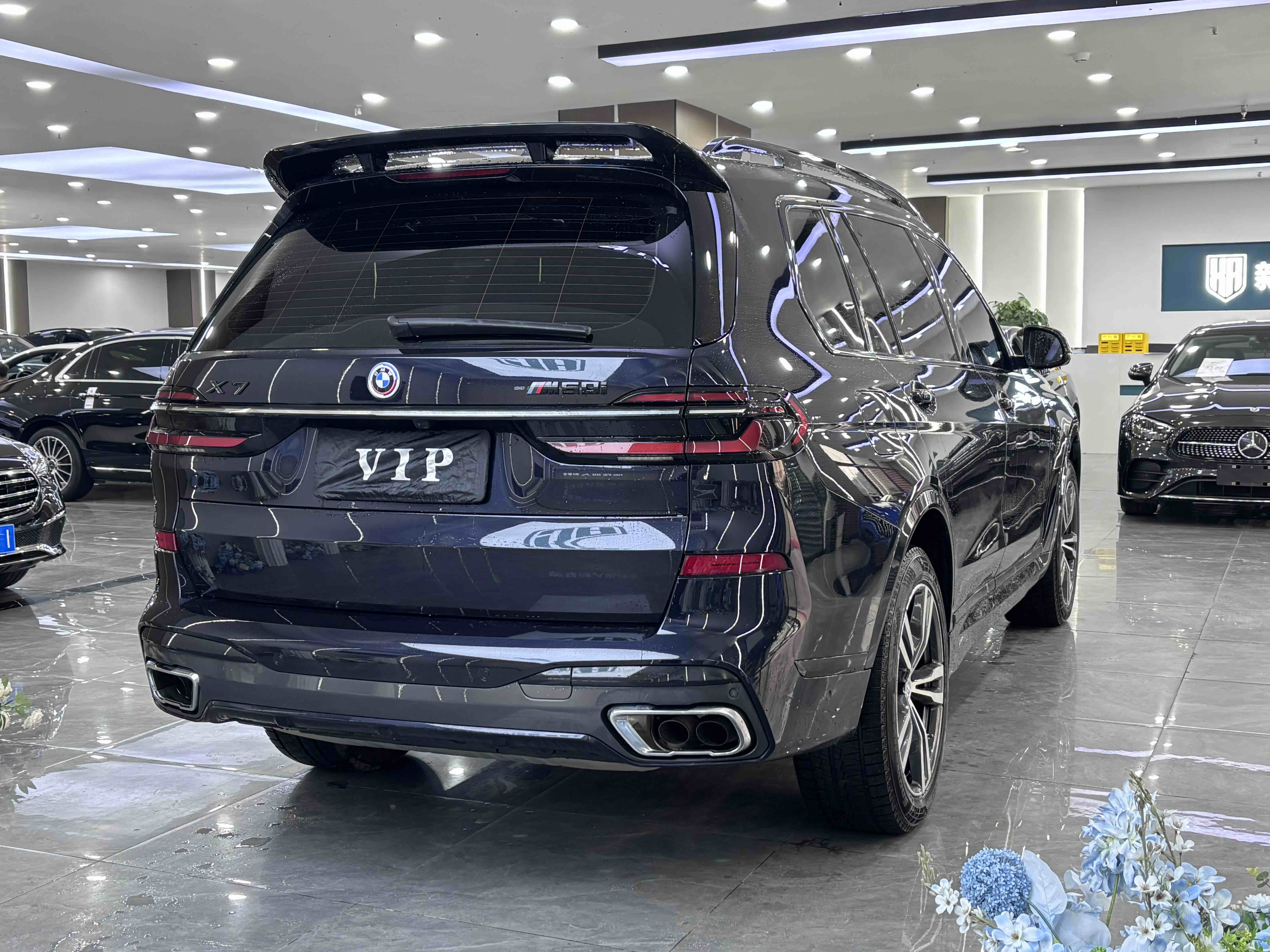 BMW X7 2023 immagine di auto #11